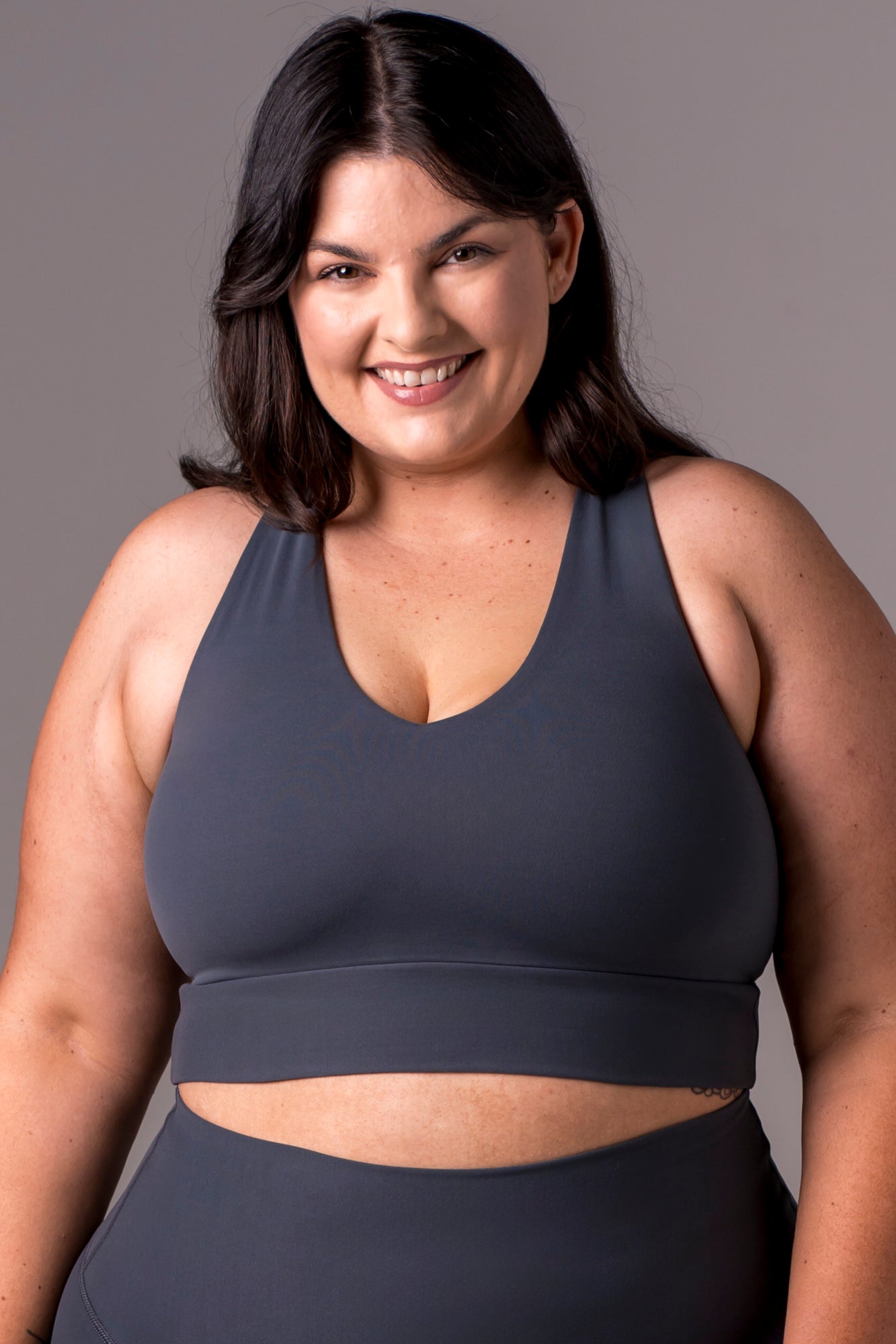Charcoal Dynamic Sports Crop