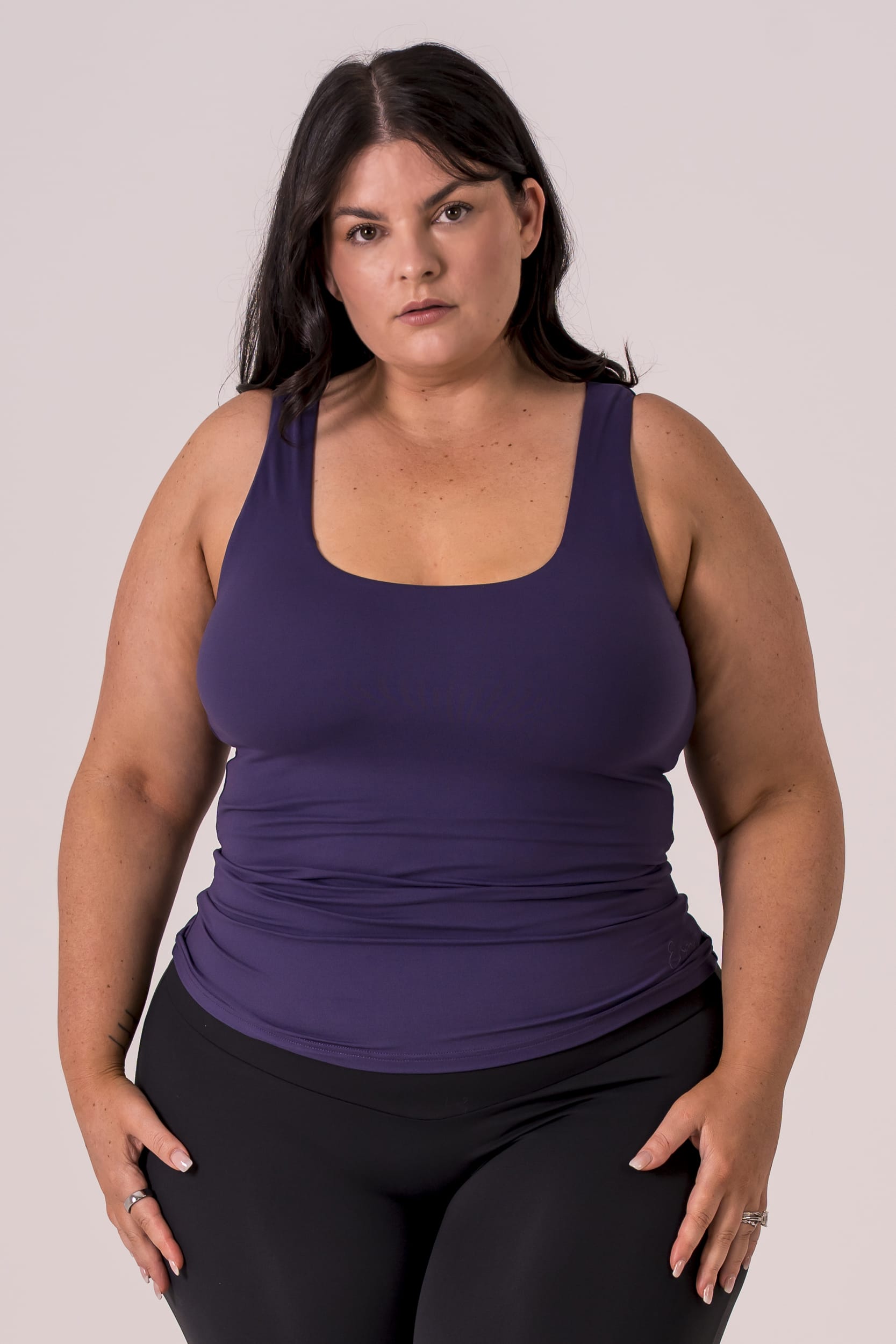Amethyst Built-In Reversible Tank