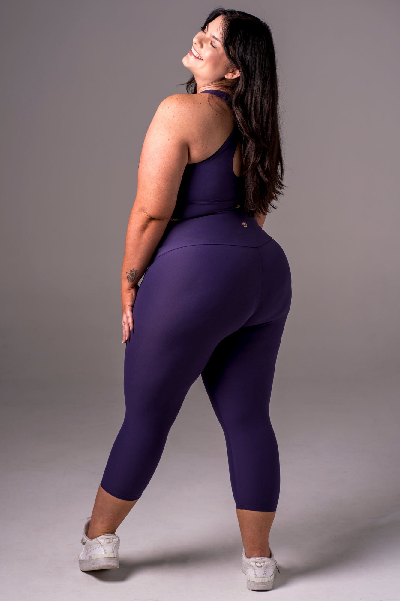 Amethyst Dynamic High Waisted Capri Leggings