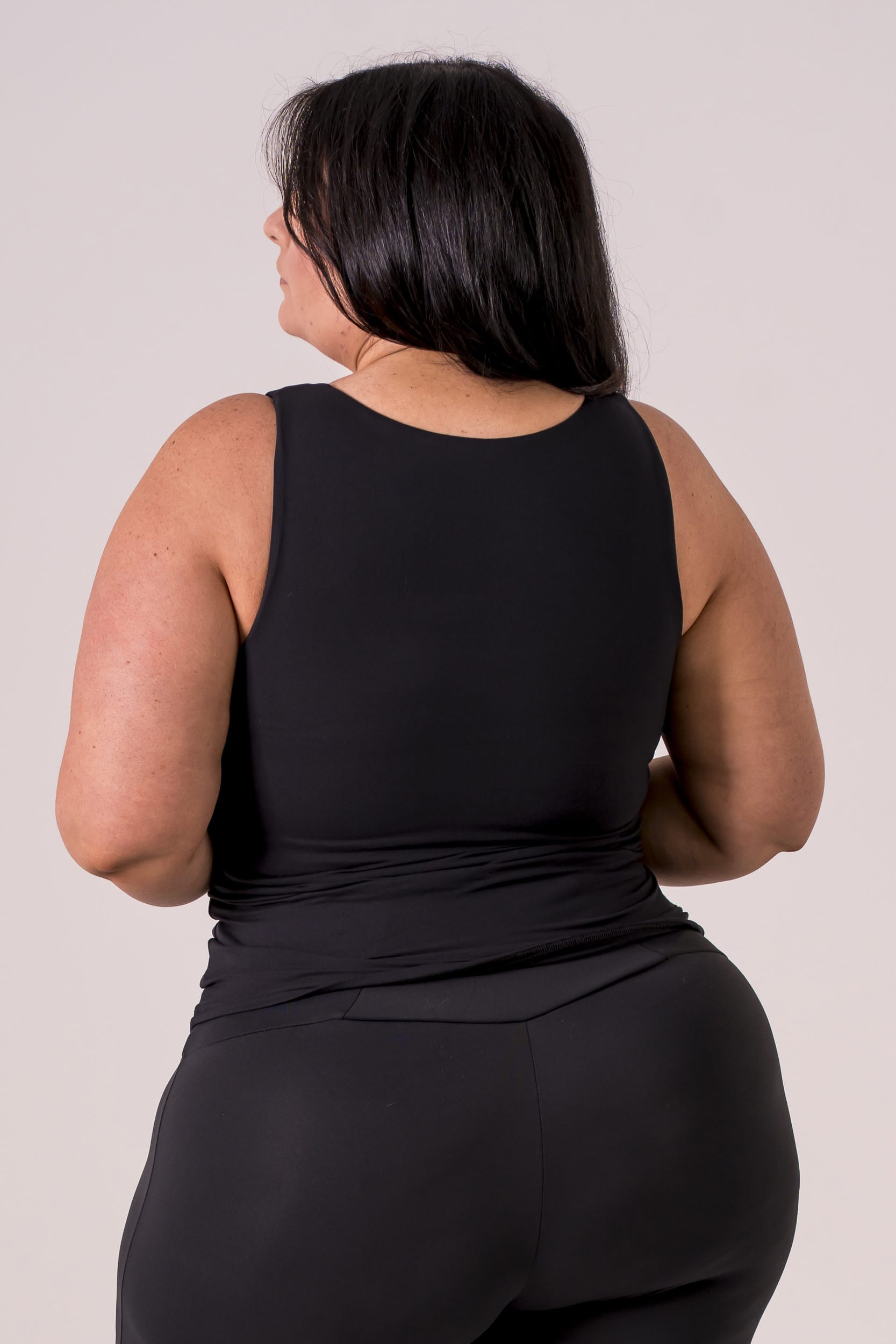 Black Built-In Reversible Tank