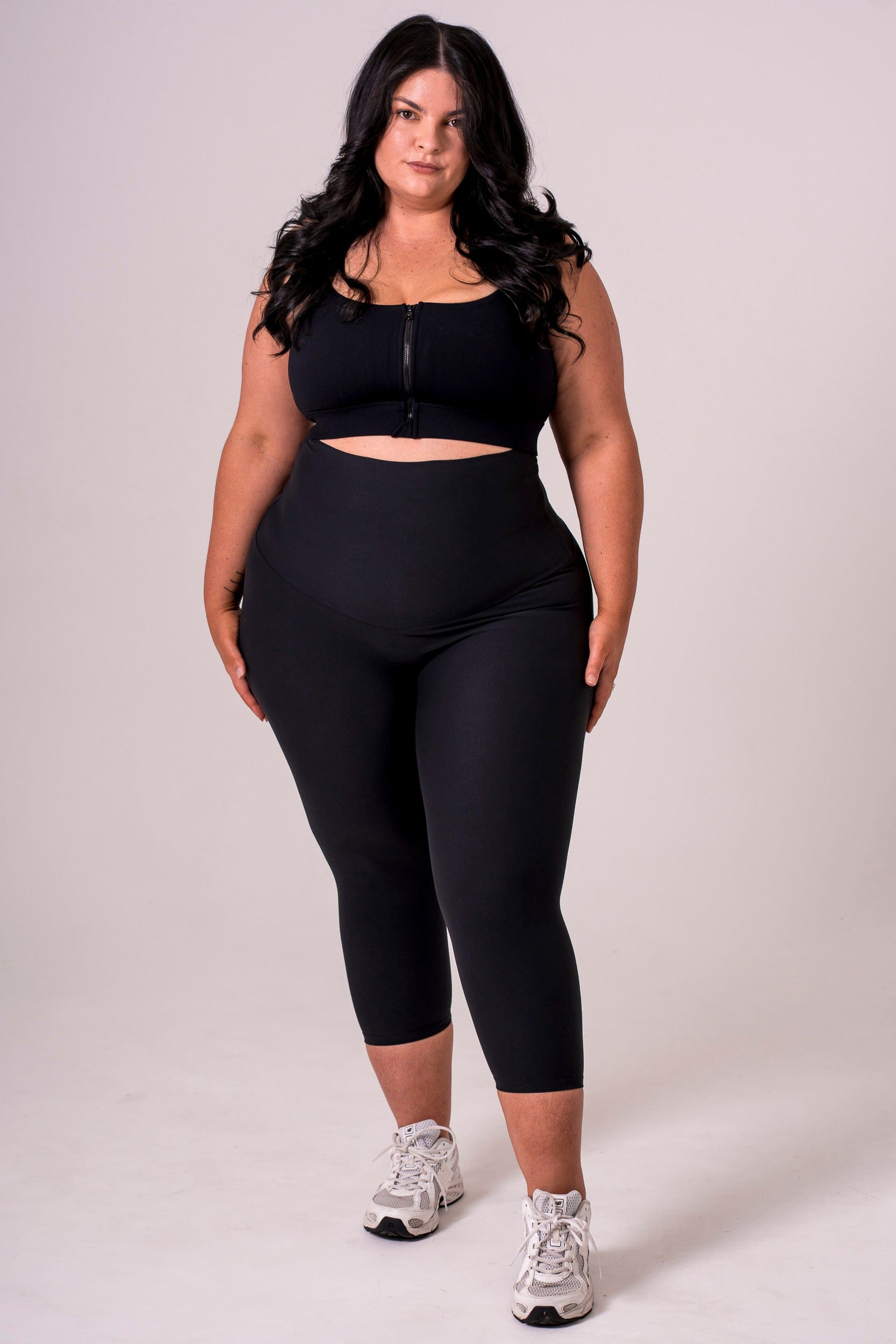 Black Dynamic Extra High Waisted Capri Leggings
