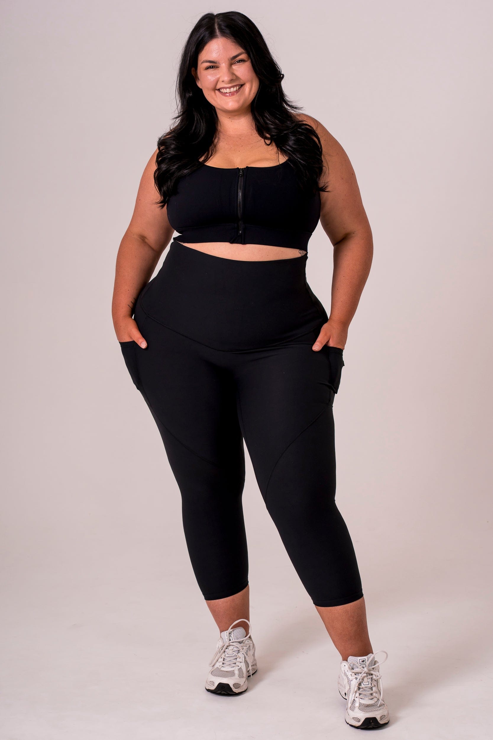 Black Dynamic Extra High Waisted Pocket Shaper Capri Leggings