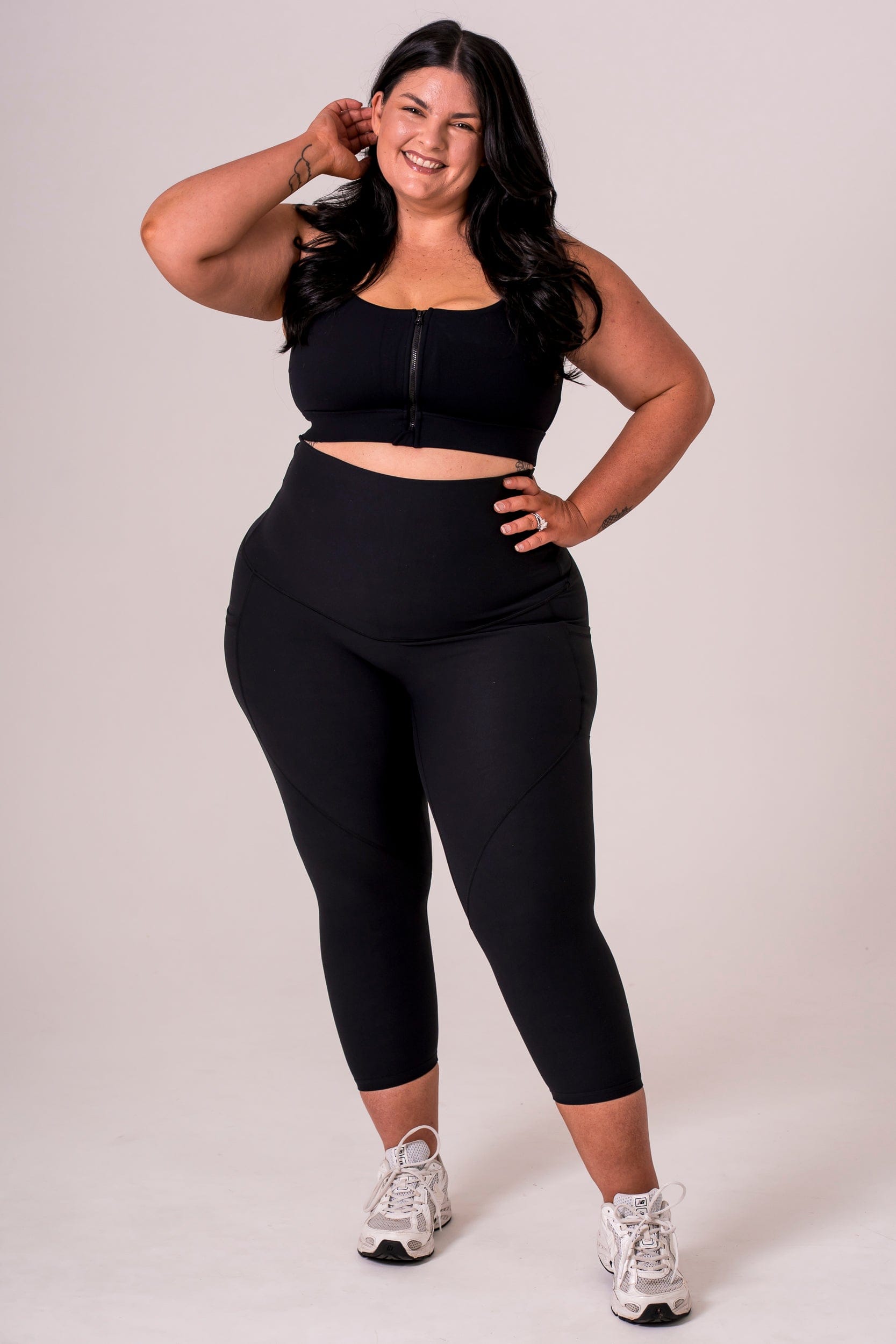 Black Dynamic Extra High Waisted Pocket Shaper Capri Leggings