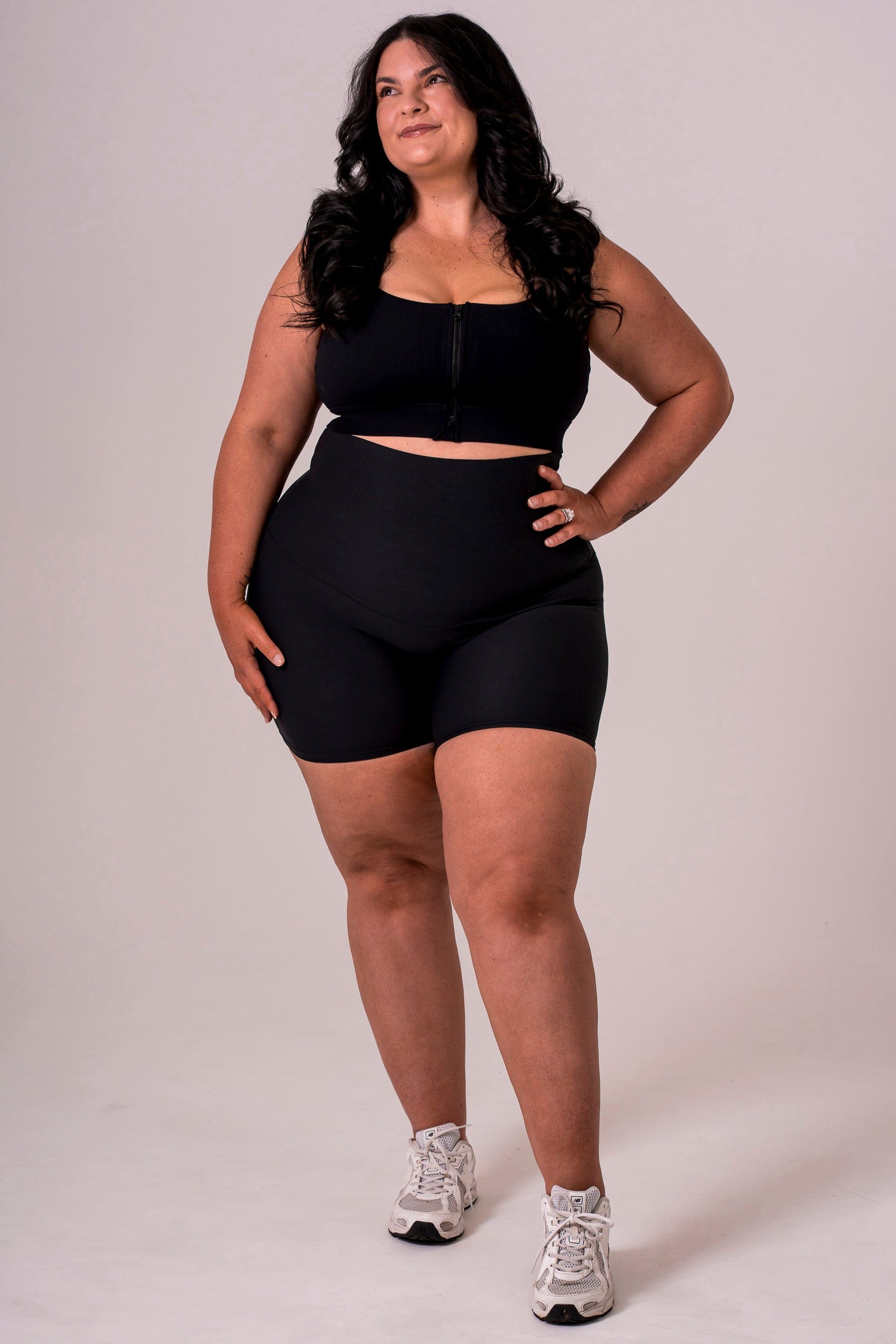 Black Dynamic Extra High Waisted Shorties