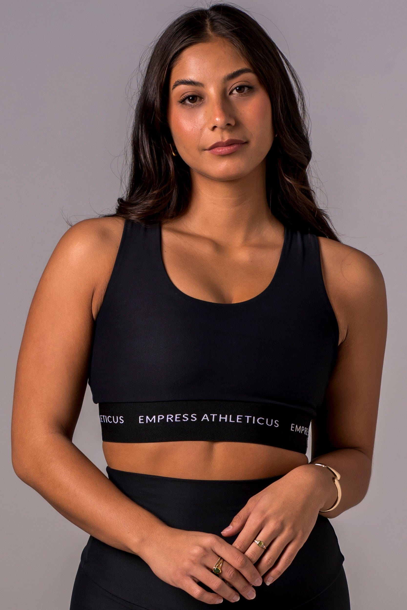 Black Dynamic Full Coverage Crop