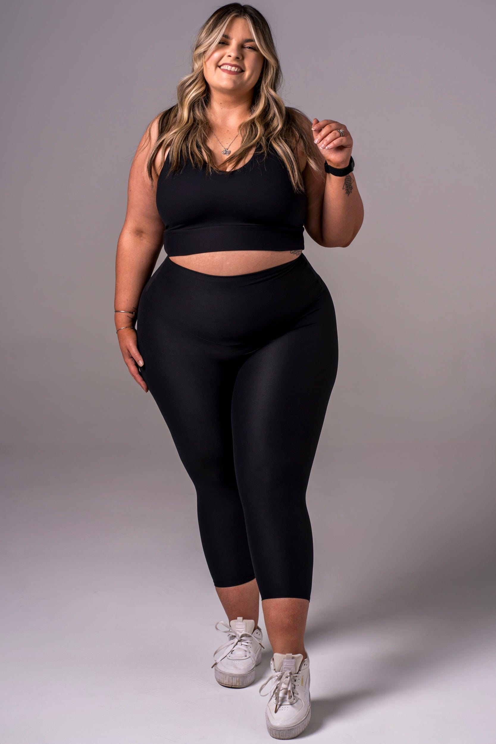 Black Dynamic High Waisted Capri Leggings