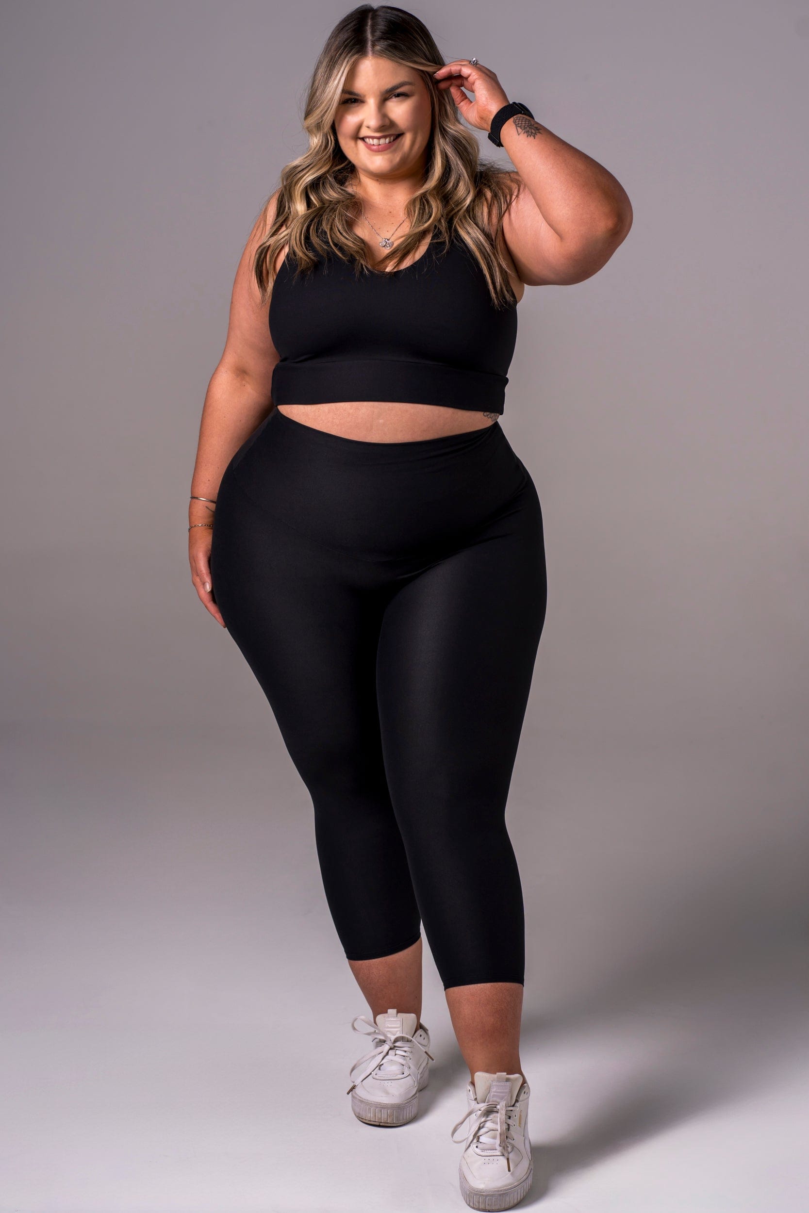 Black Dynamic High Waisted Capri Leggings