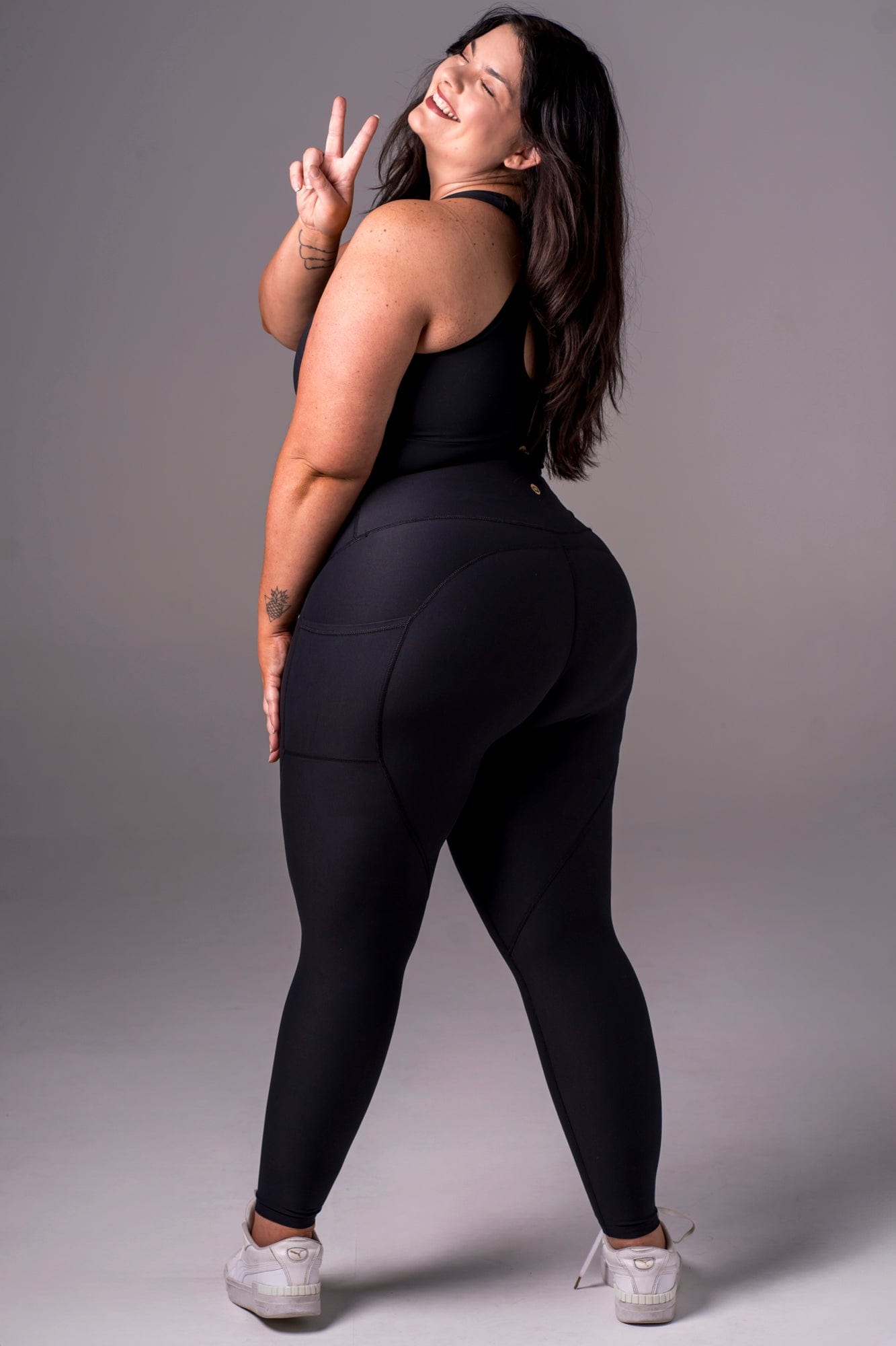 Black Dynamic High Waisted Pocket Shaper Ankle Biter Leggings