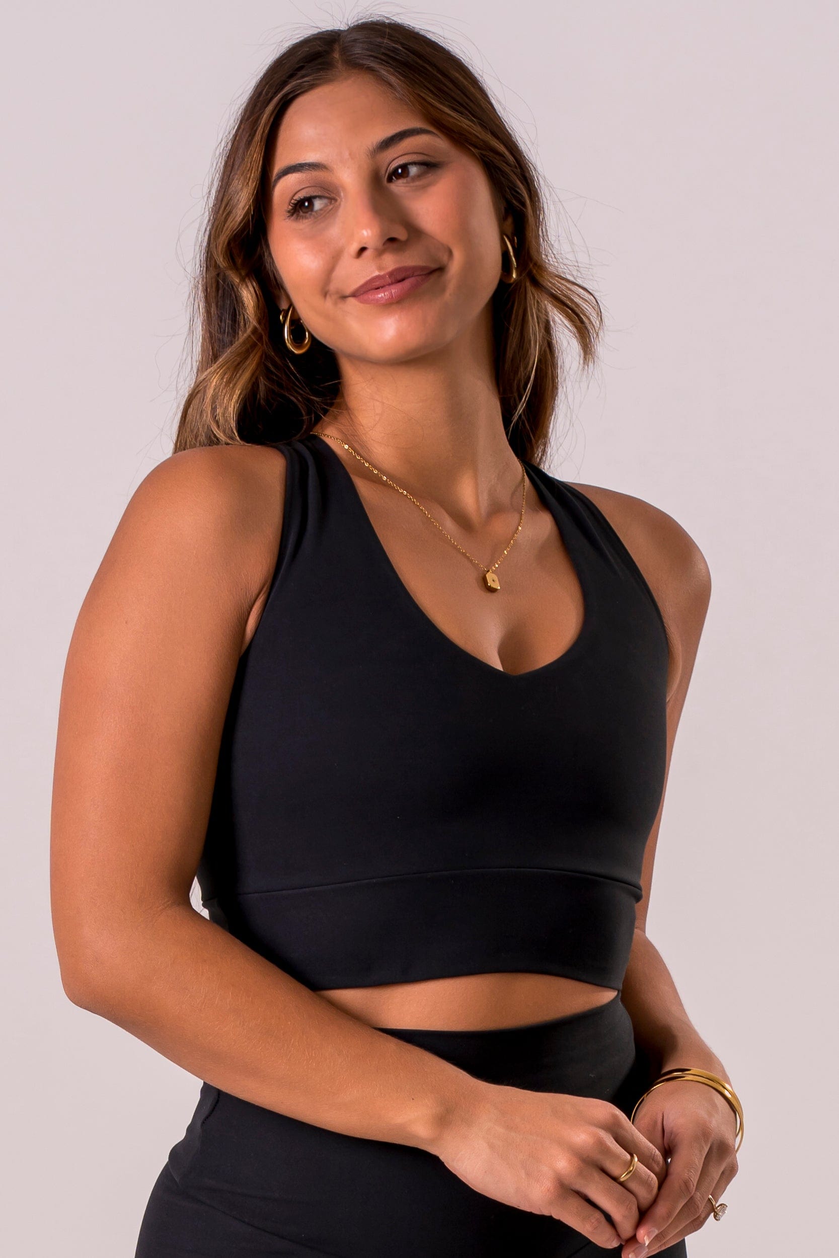 Black Dynamic Sports Crop