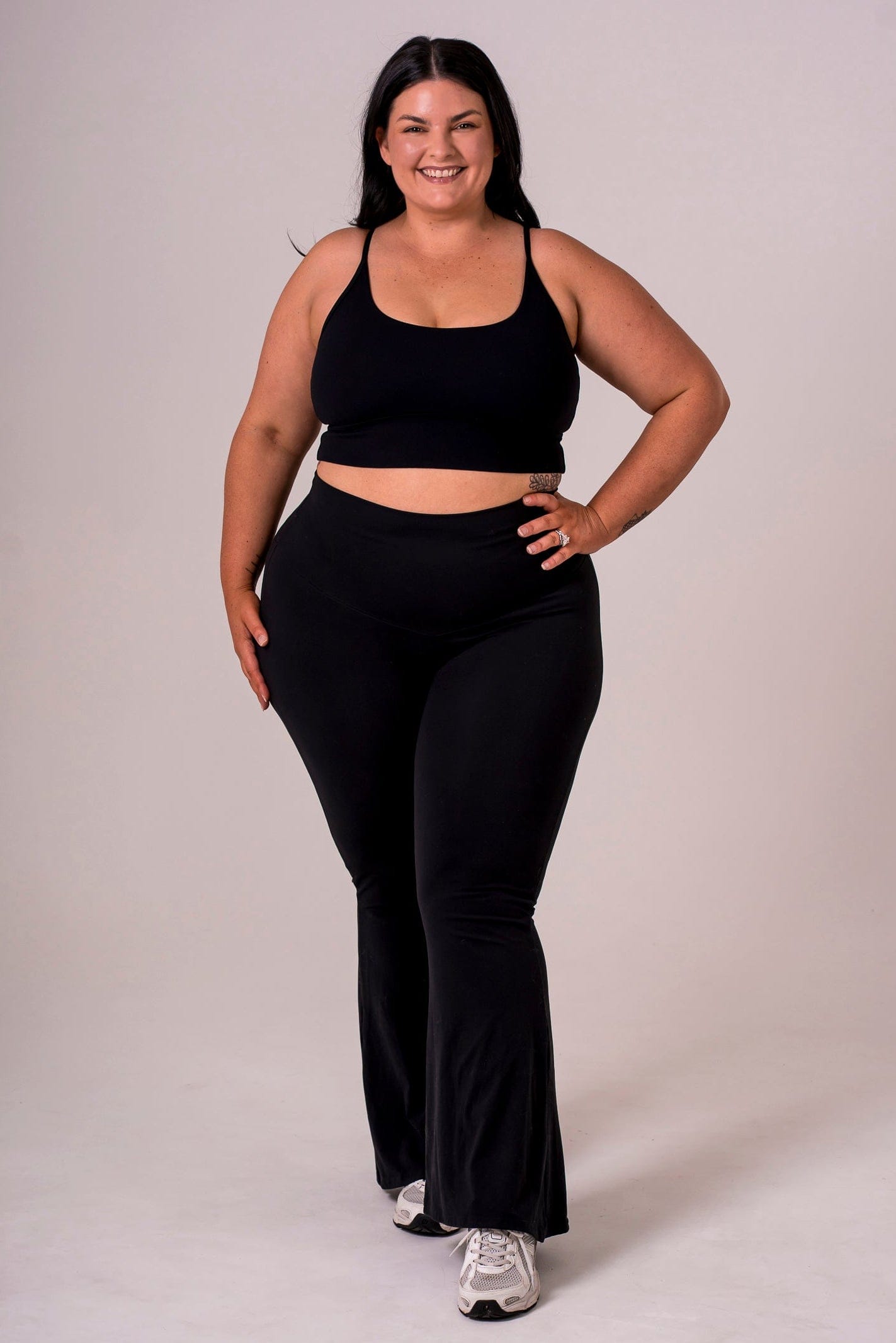 Black Evolve Cleo Crop