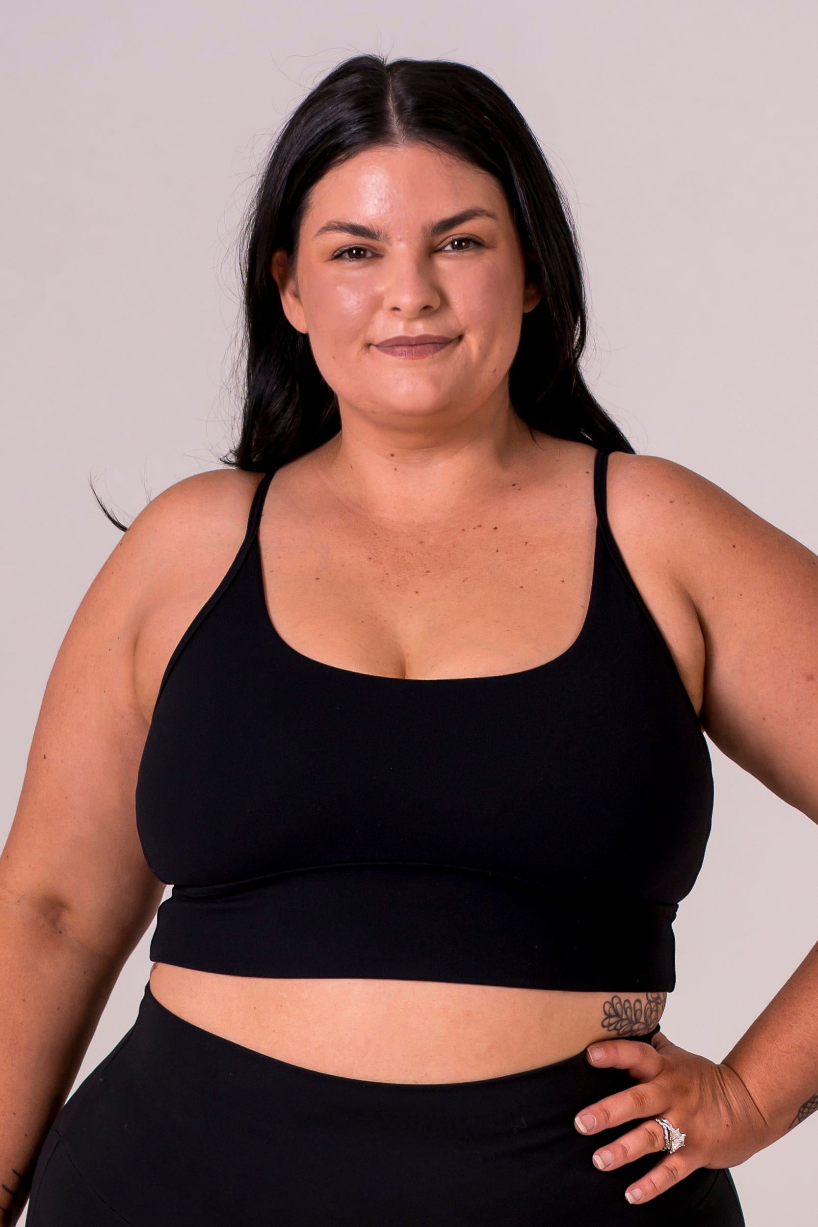 Black Evolve Cleo Crop