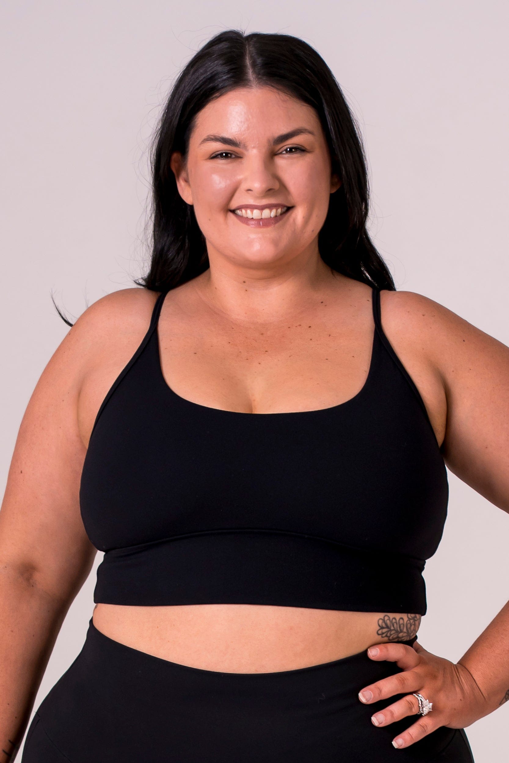 Black Evolve Cleo Crop