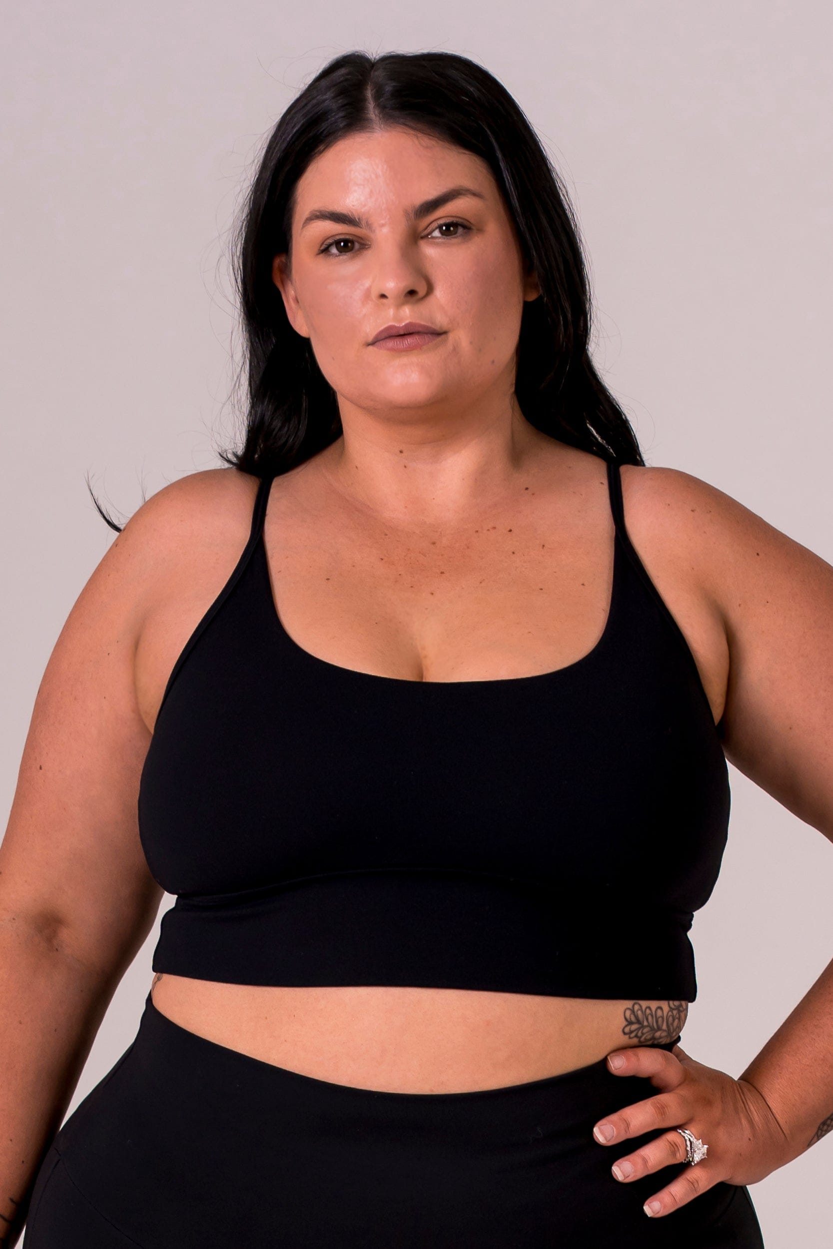 Black Evolve Cleo Crop