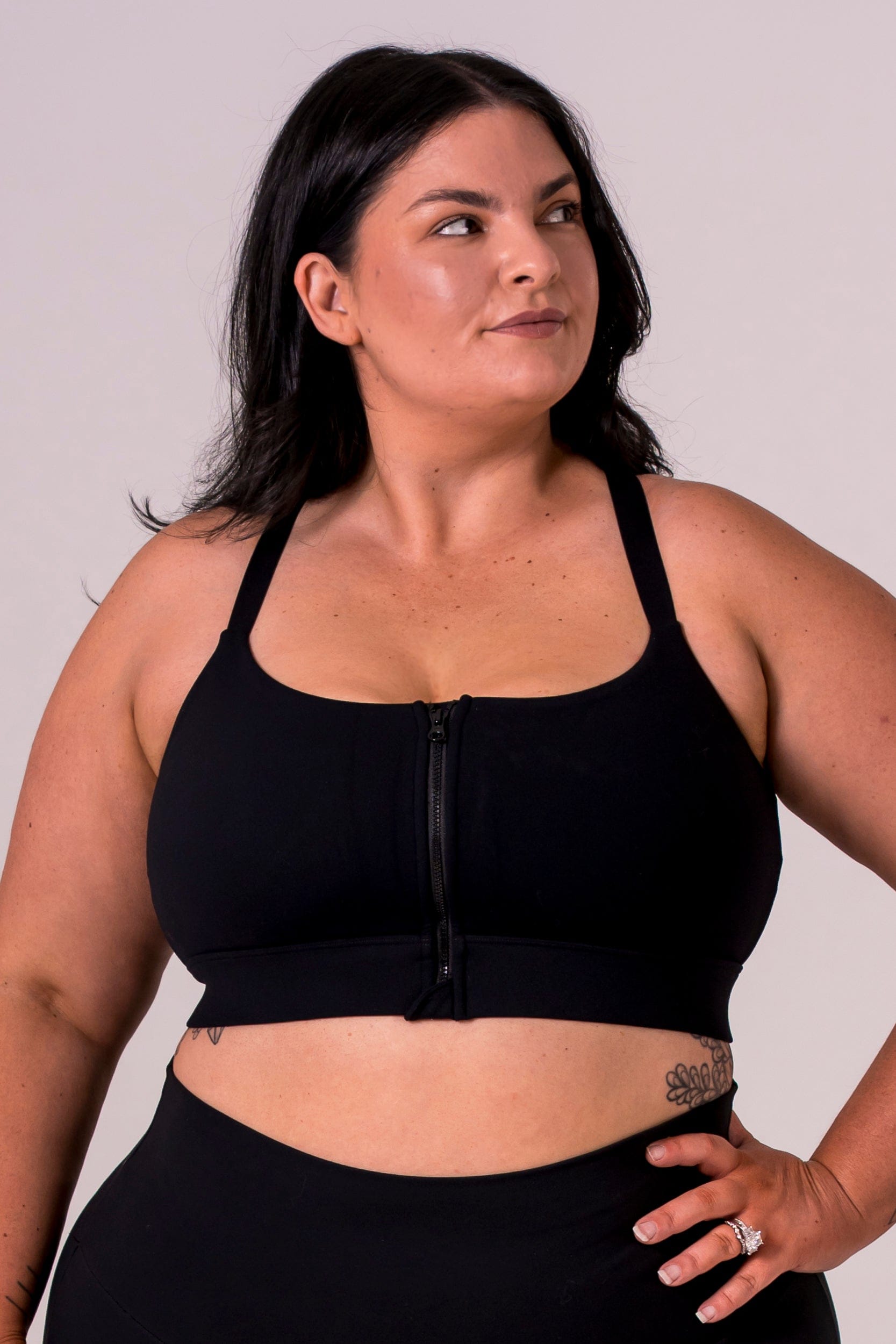 Black Evolve Zara Crop