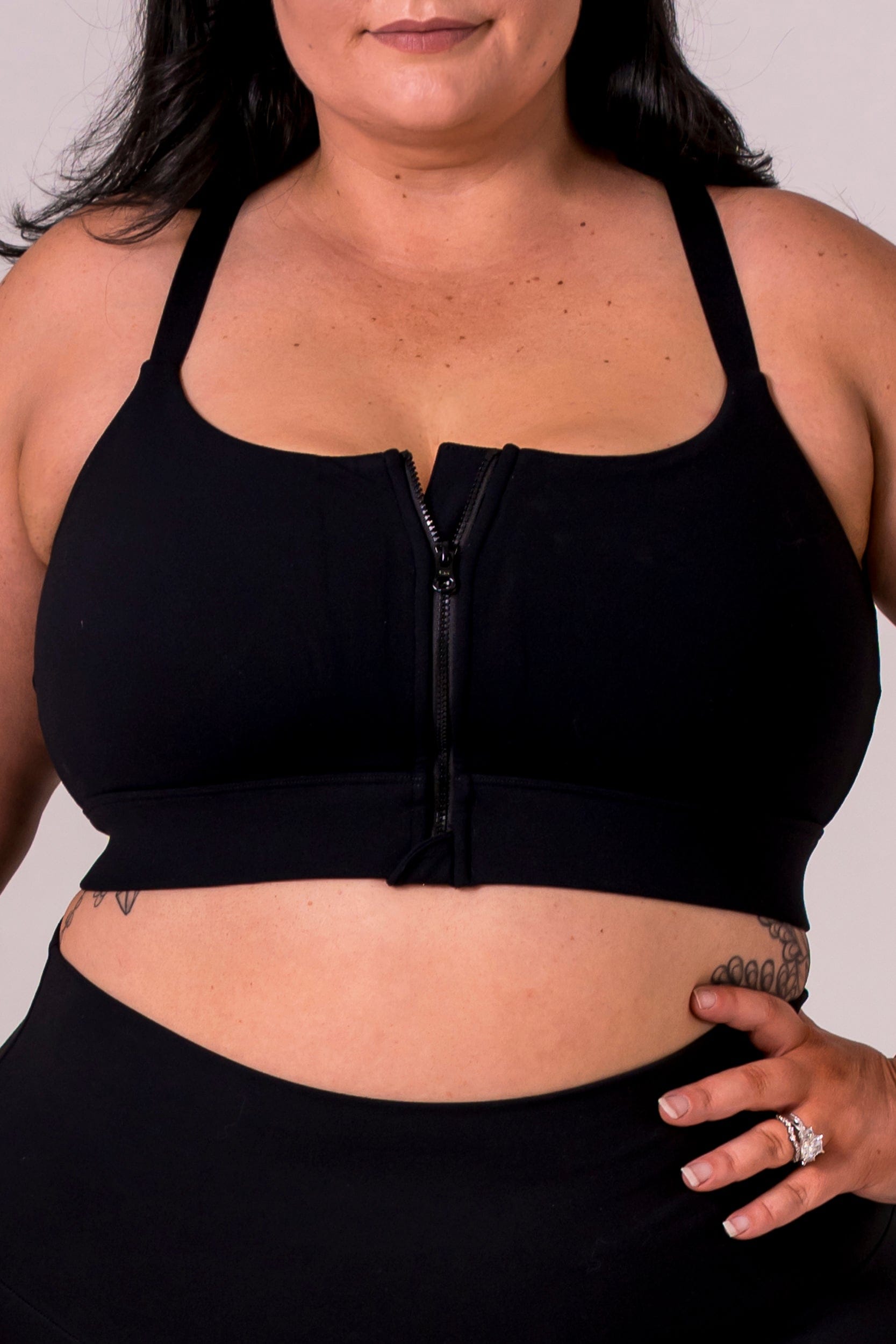 Black Evolve Zara Crop