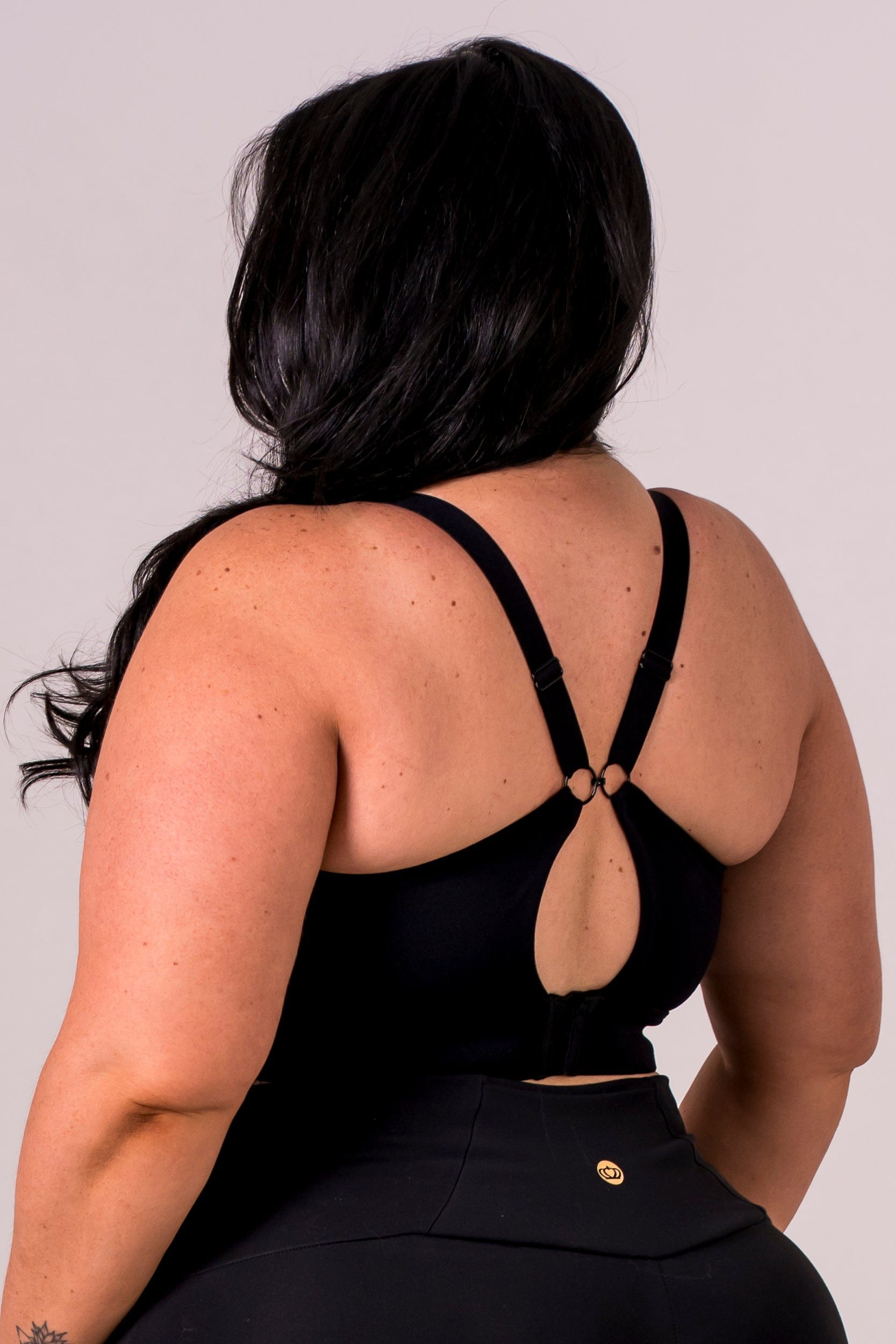 Black Evolve Zara Crop