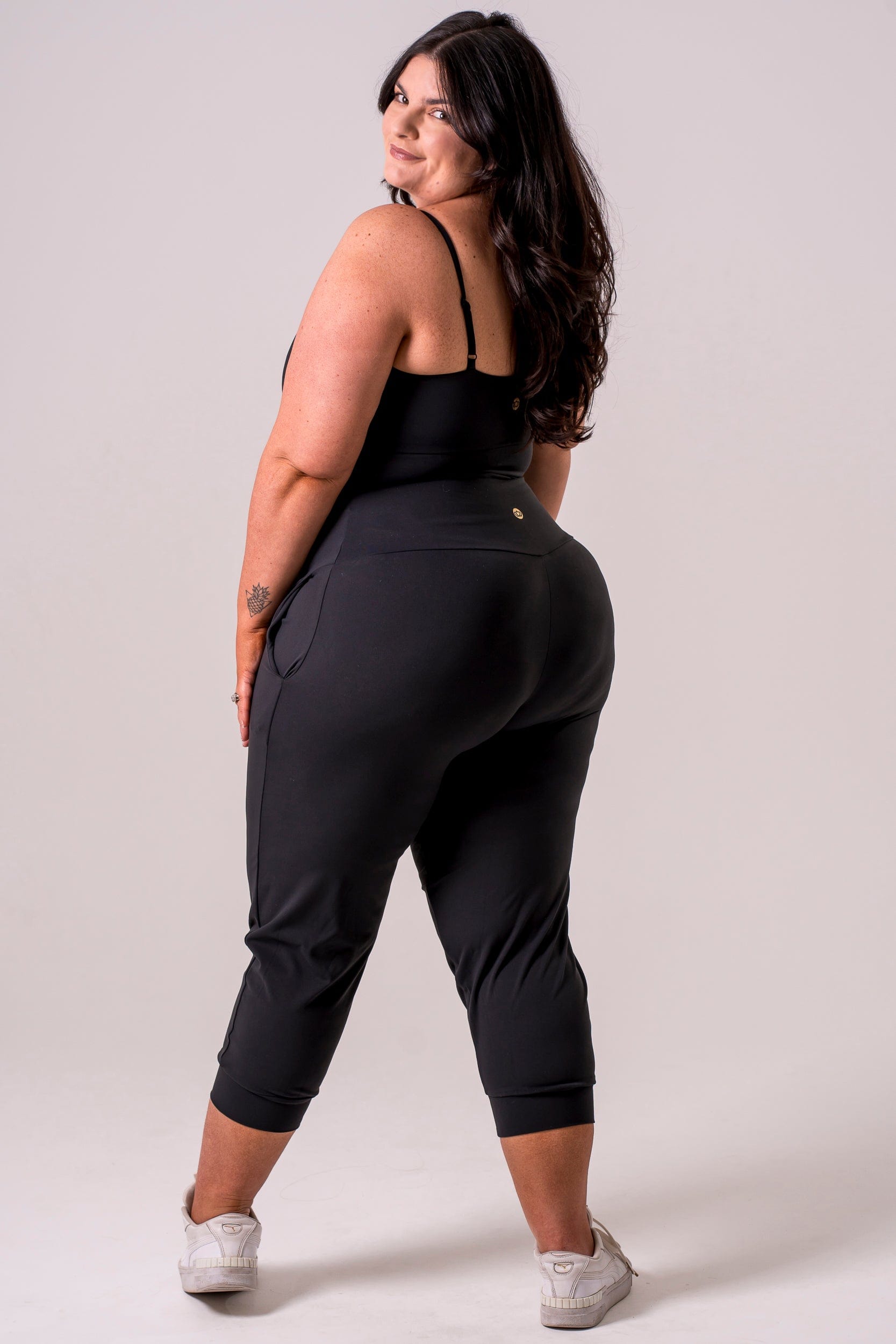 Black Luxe Capri Jogger