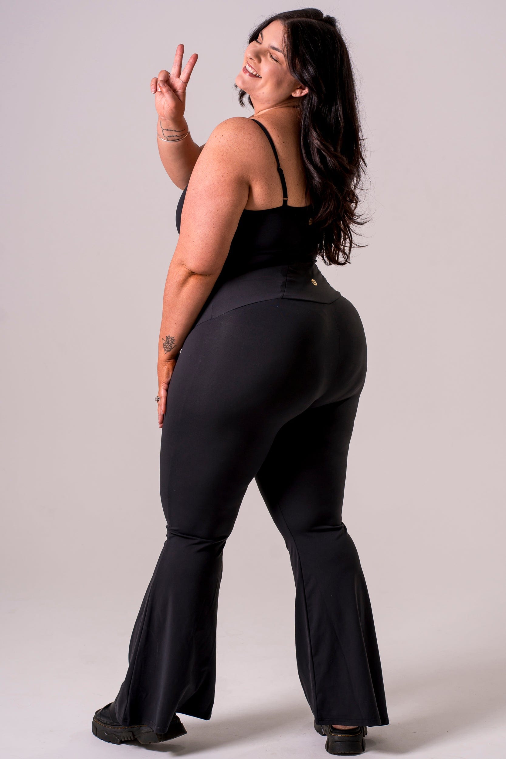Black Luxe Pocket Yoga Pants