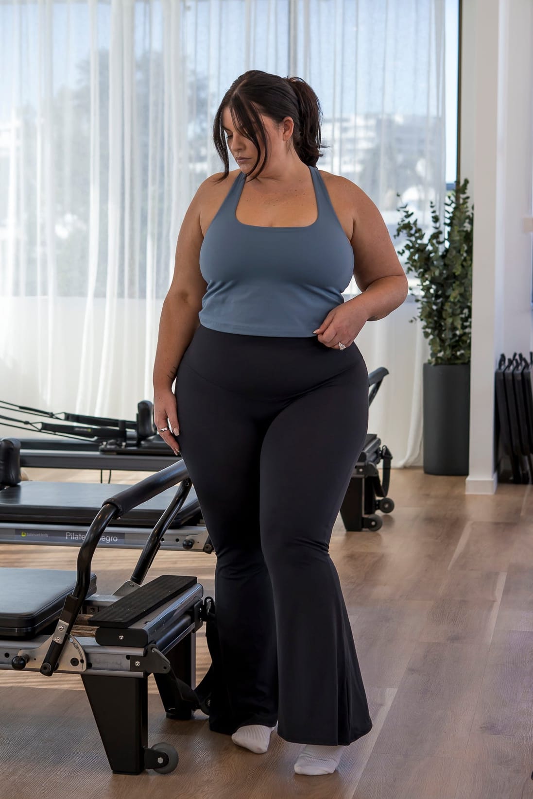 Black Luxe Pocket Yoga Pants