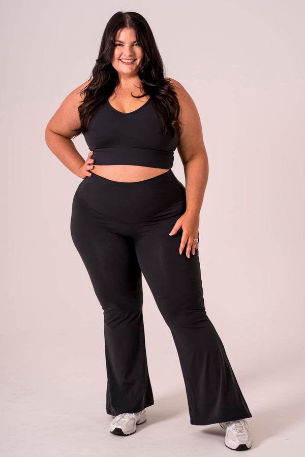 Black Luxe Pocket Yoga Pants