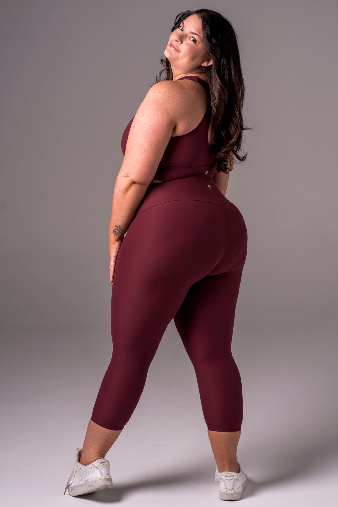 Cherry Cola Dynamic High Waisted Capri Leggings