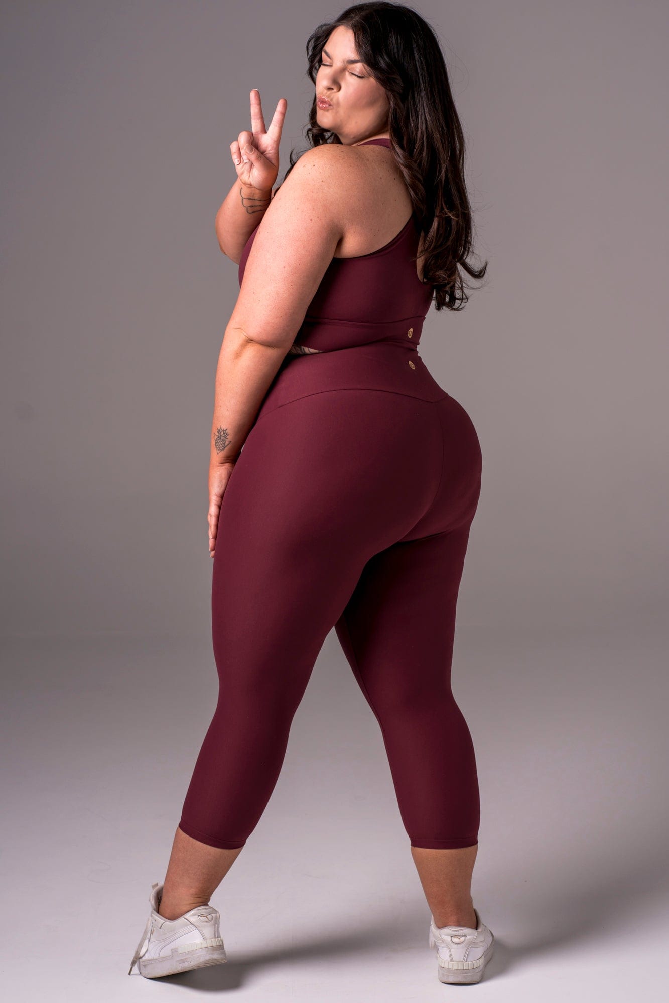 Cherry Cola Dynamic High Waisted Capri Leggings