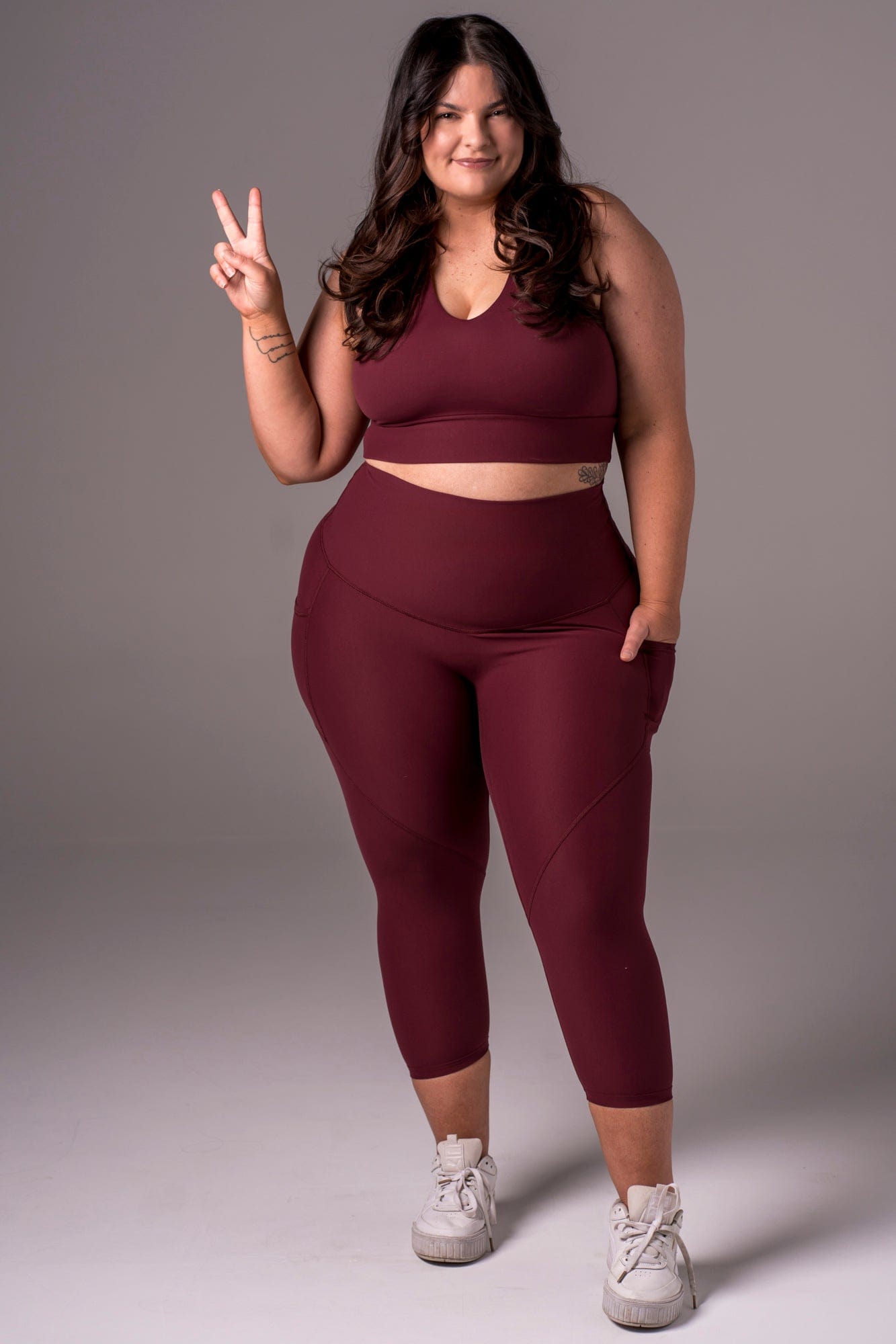 Cherry Cola Pocket Capri Leggings High Waisted 3/4 Tights