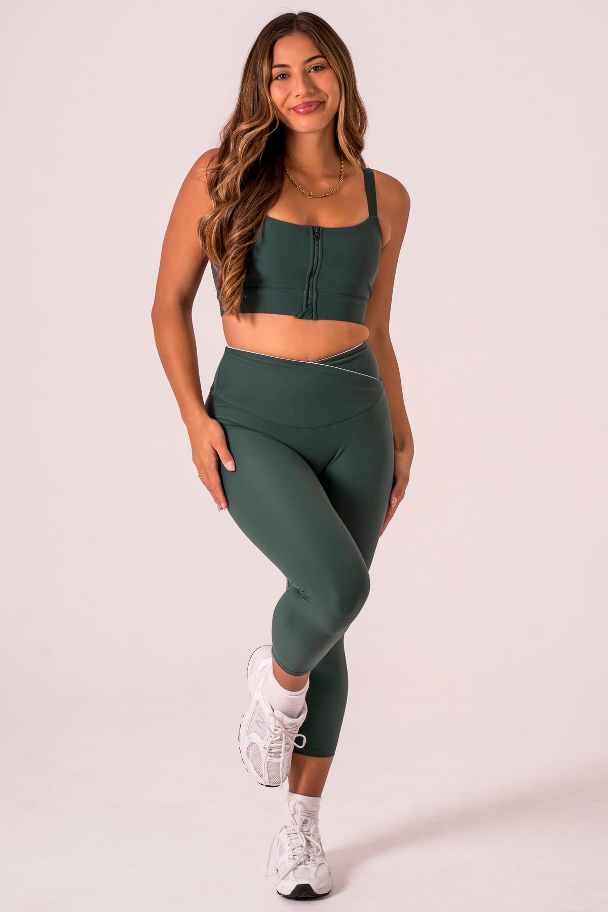 Emerald Duo Dynamic V Band Capri Leggings