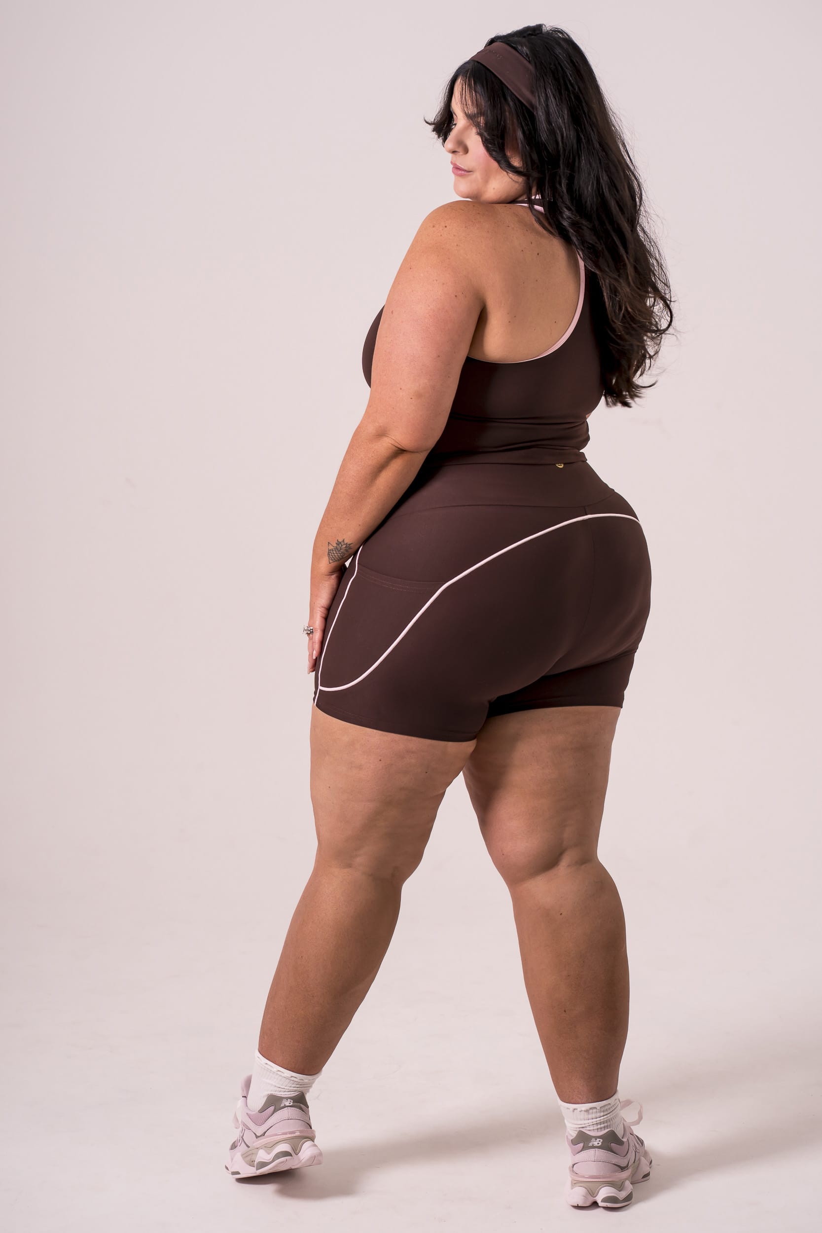Espresso Duo Dynamic Pocket Curve 6" Shorts