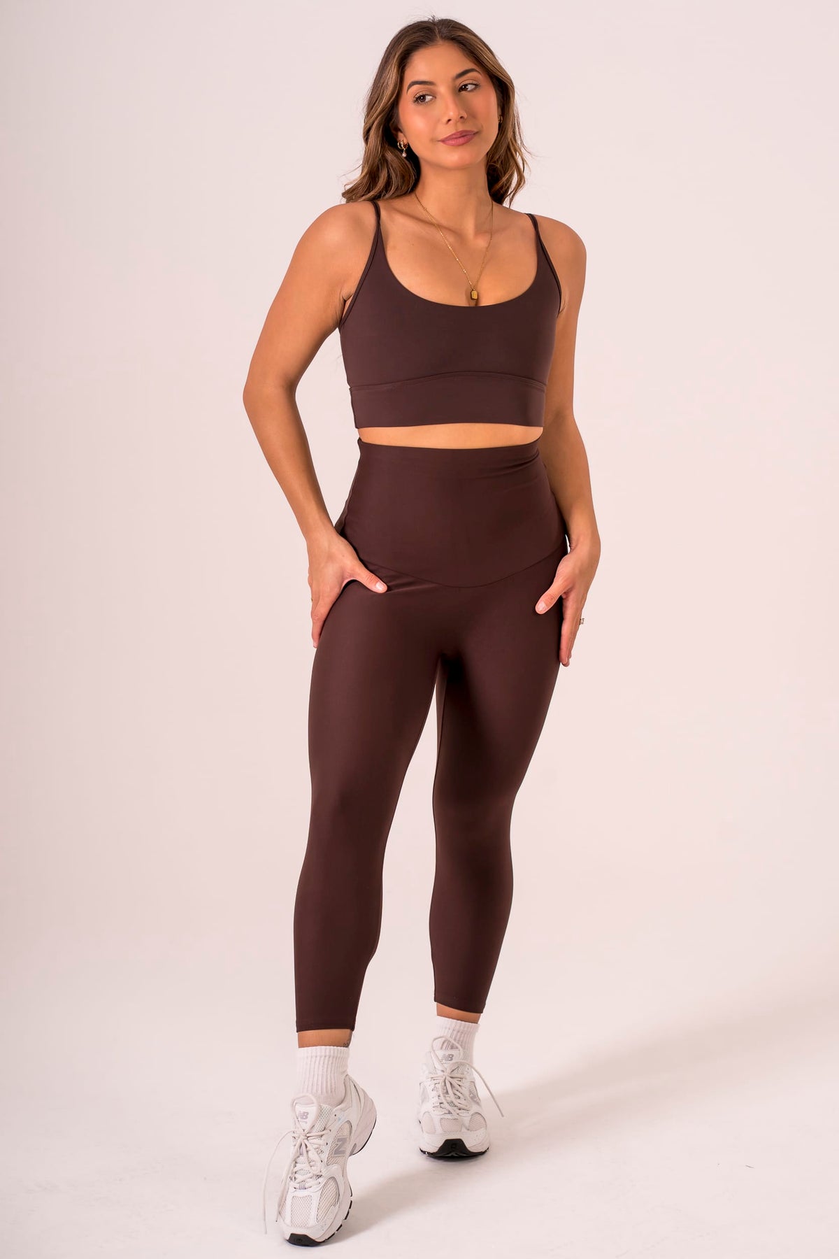Espresso Dynamic Extra High Waisted Capri Leggings