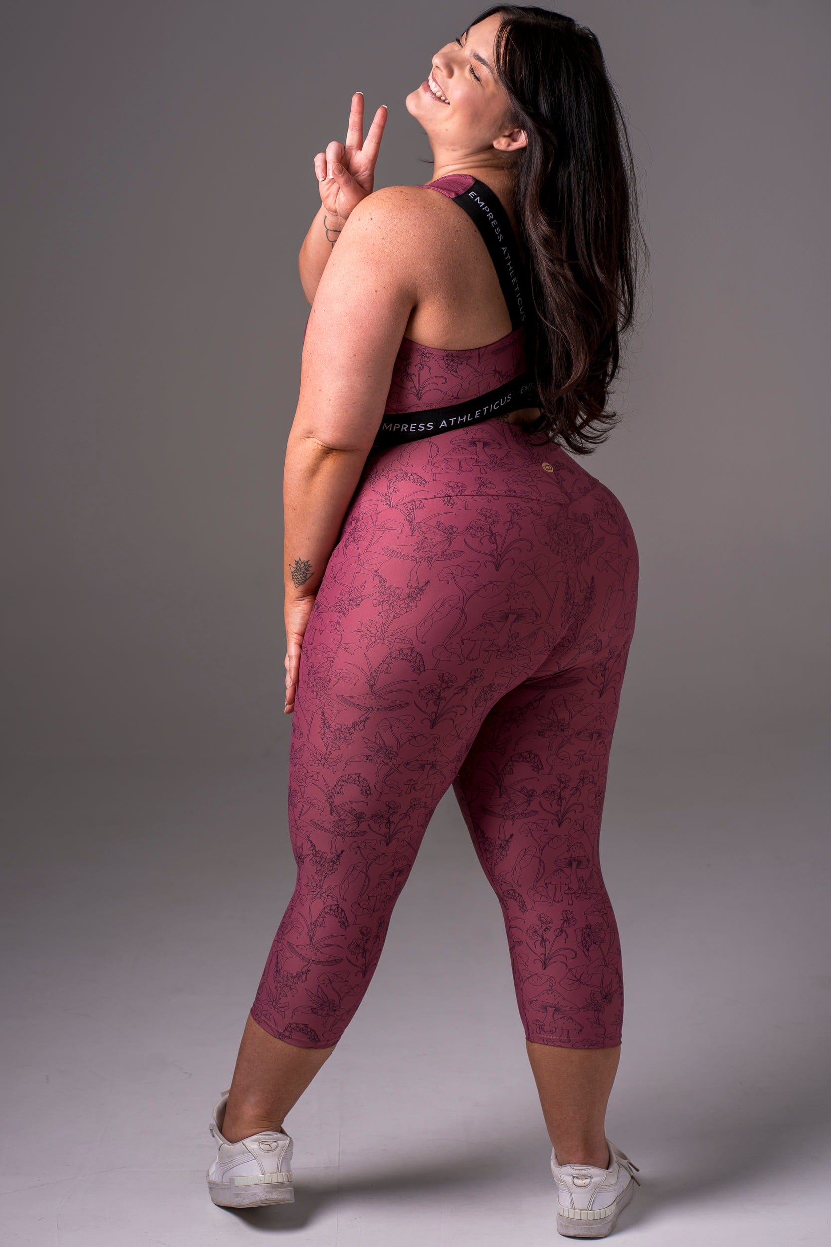 Fairy Garden Dynamic High Waisted Capri Leggings
