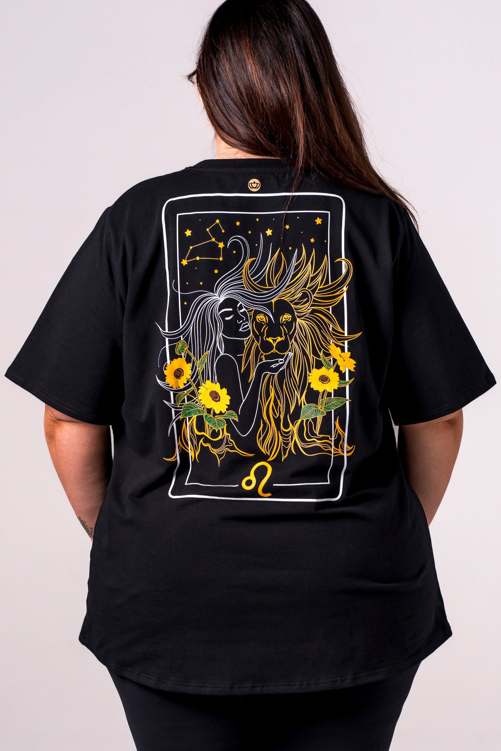 Leo Oversized T-Shirt