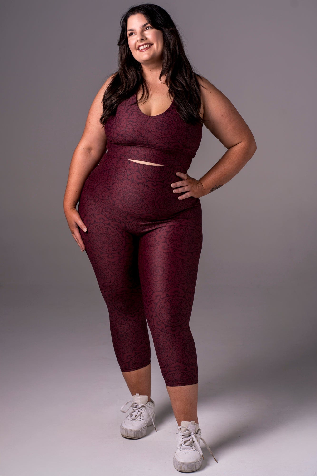 Mandala Dynamic Extra High Waisted Capri Leggings