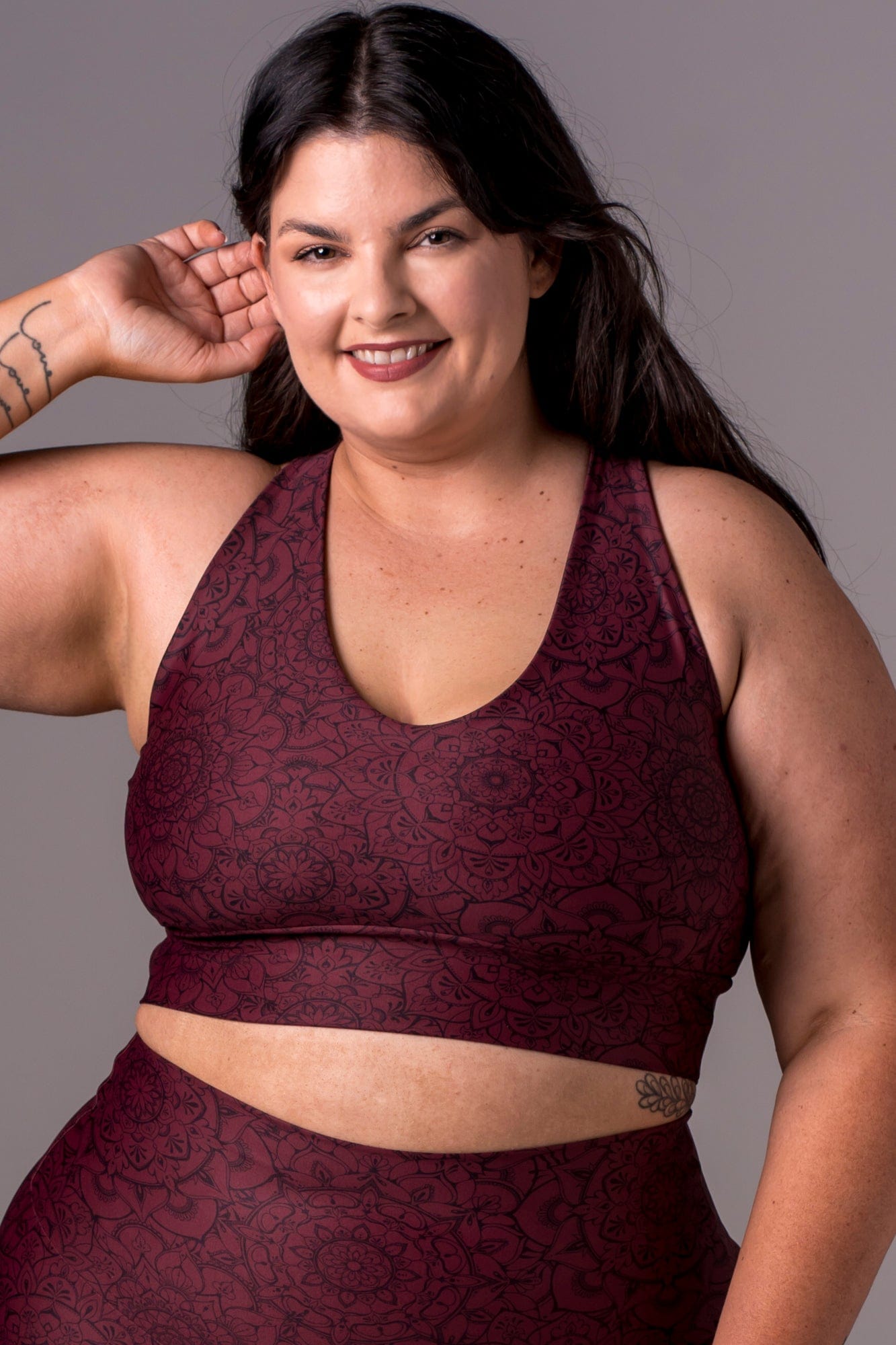 Mandala Dynamic Sports Crop
