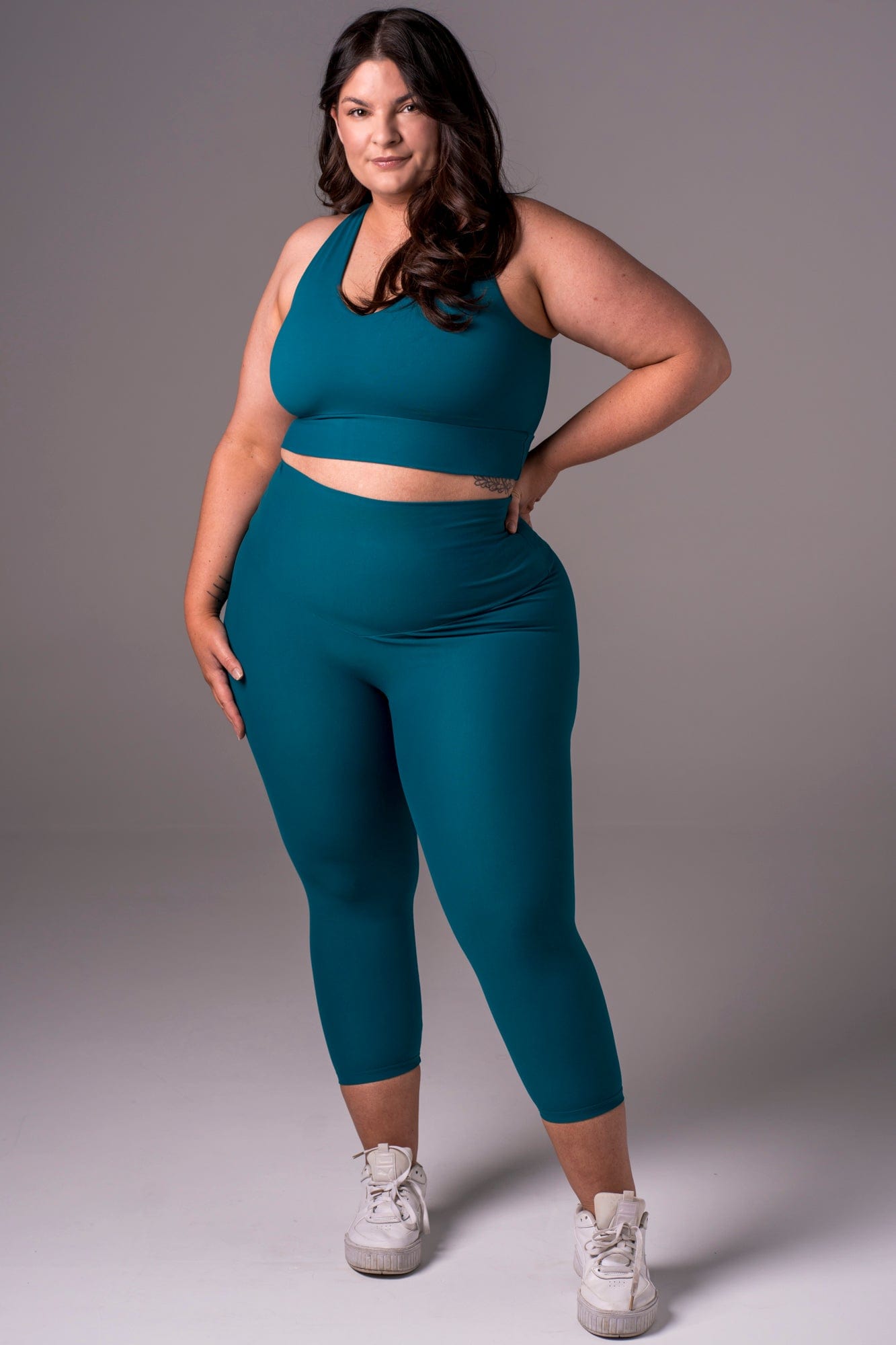 Ocean Dynamic High Waisted Capri Leggings