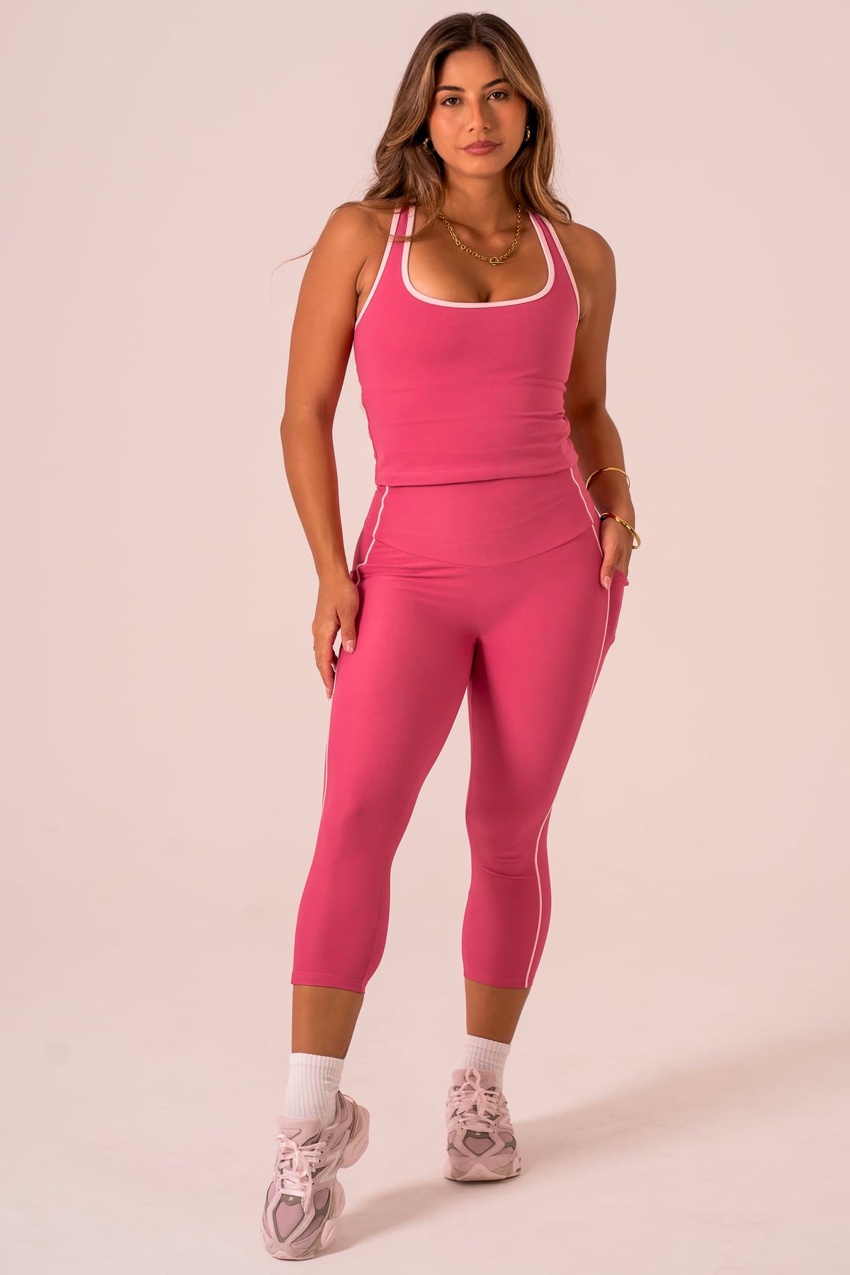 Raspberry Duo Dynamic Pocket Curve Capri