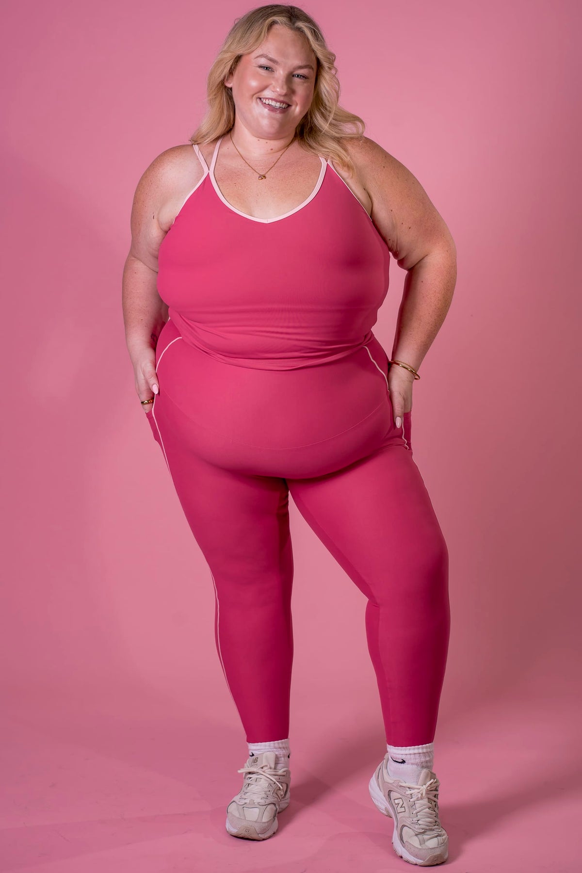 Raspberry Duo Dynamic Pocket Curve Leggings