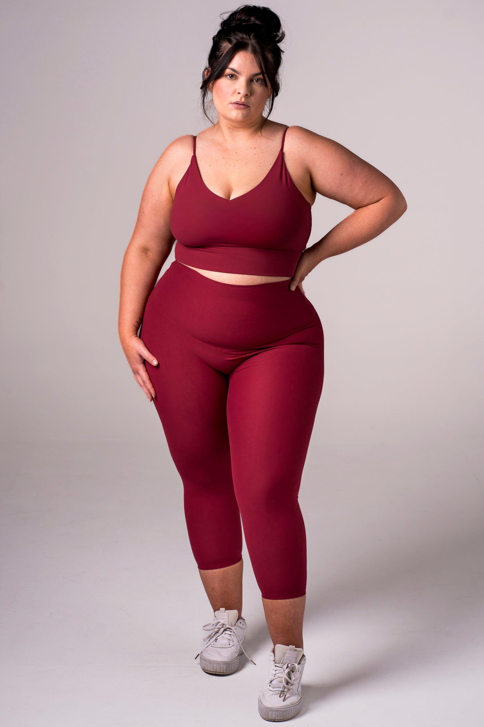 Scarlet Dynamic High Waisted Capri Leggings