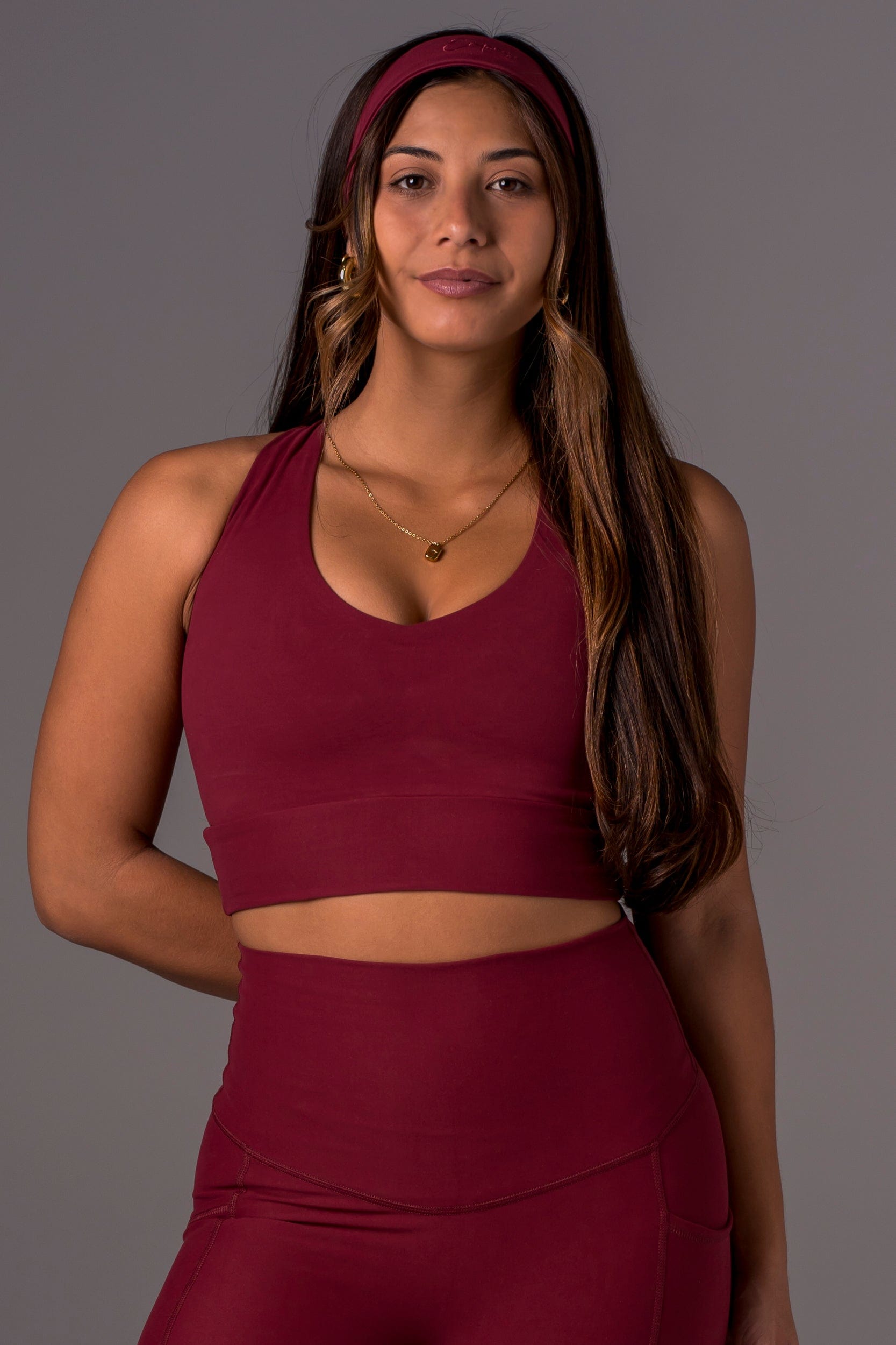 Scarlet Dynamic Sports Crop