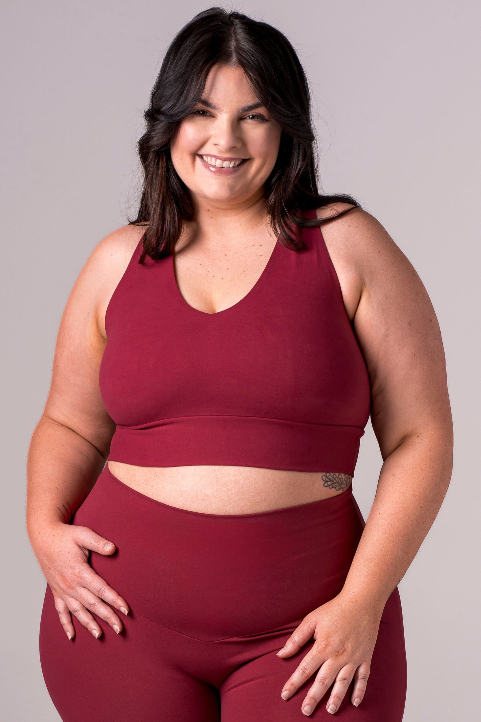 Scarlet Dynamic Sports Crop