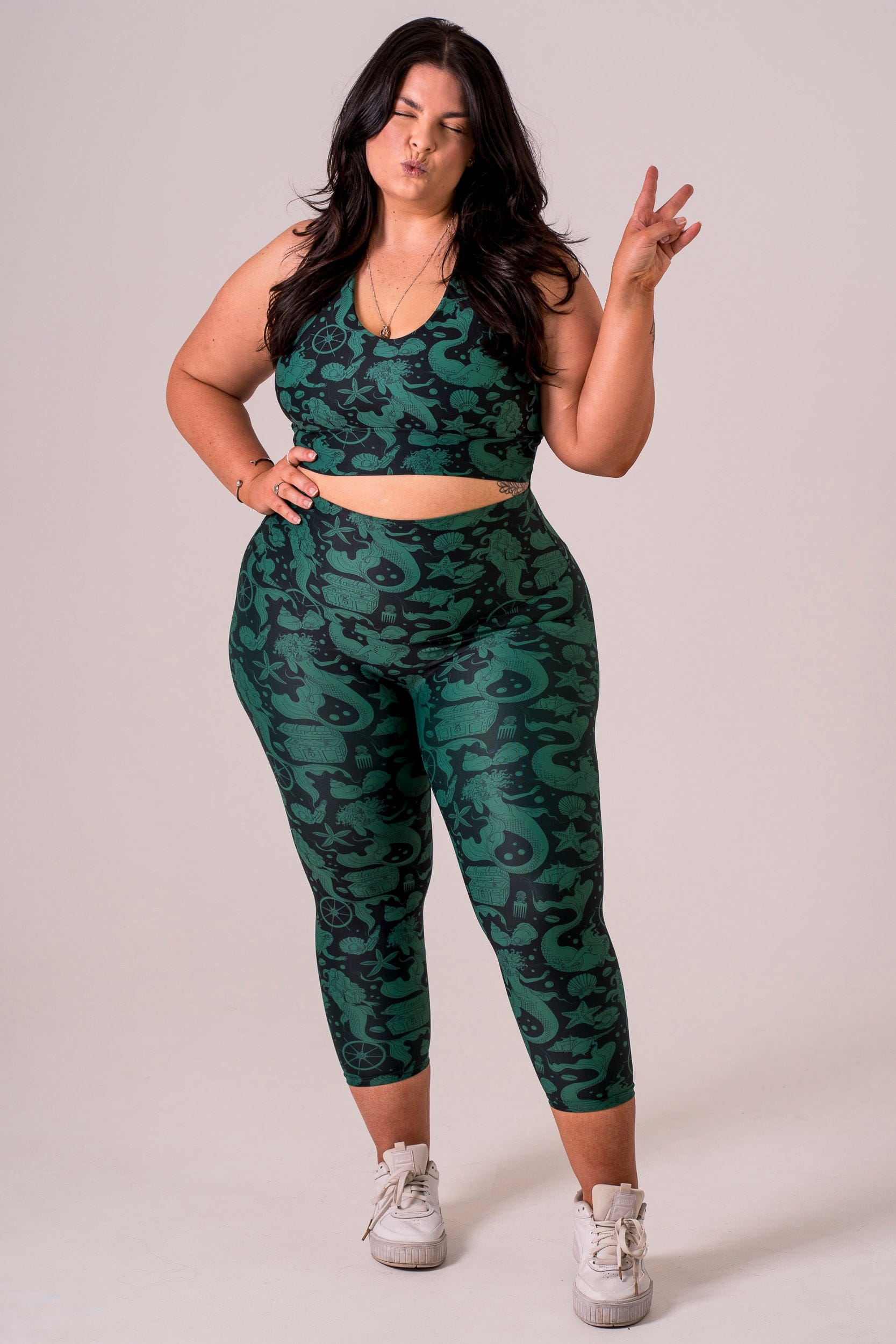 Siren Dynamic High Waisted Capri Leggings
