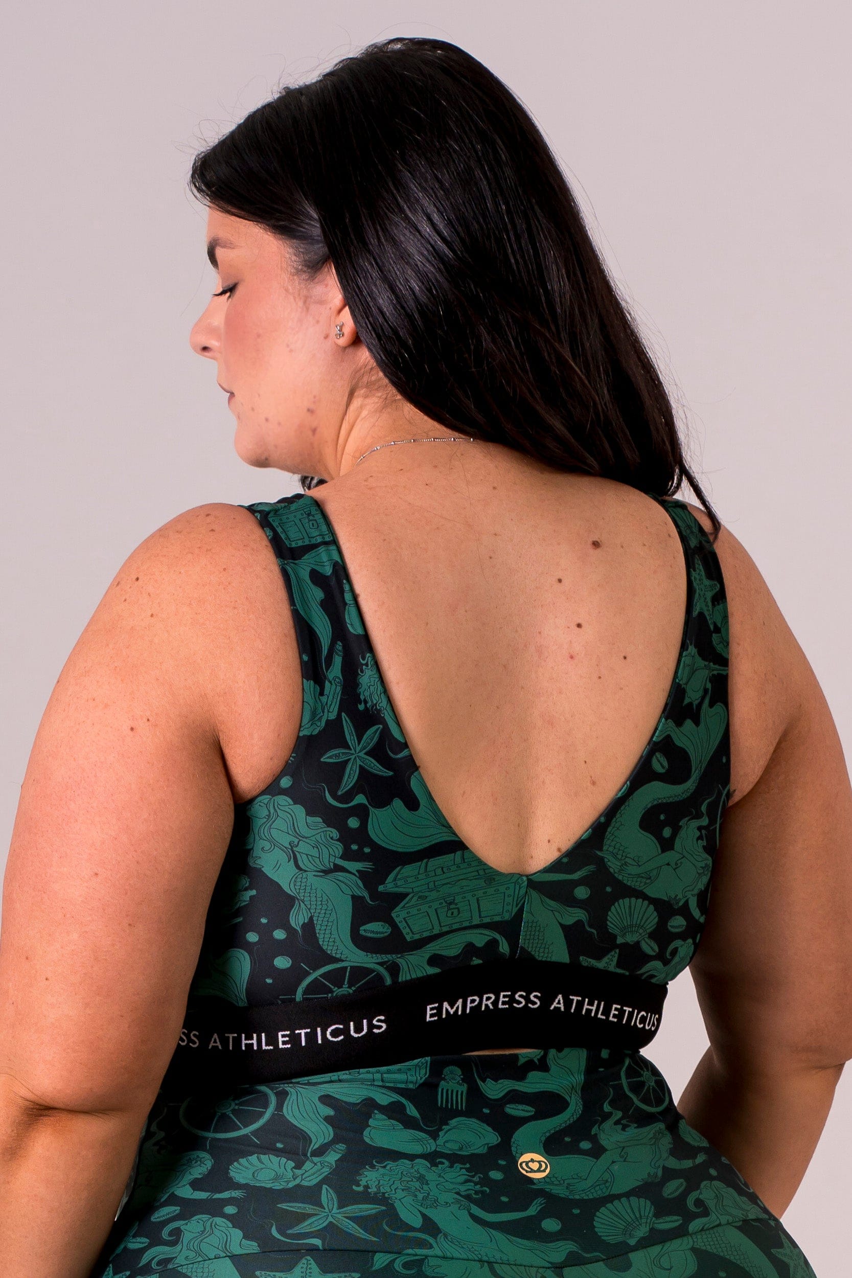 Siren Dynamic V Front Crop