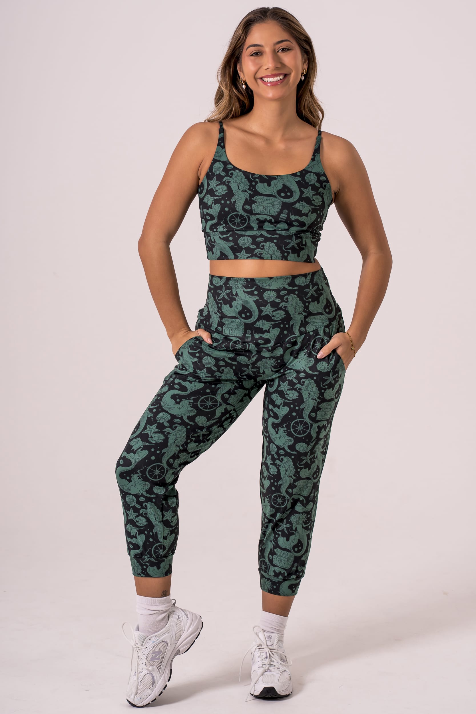 Siren Luxe Capri Jogger