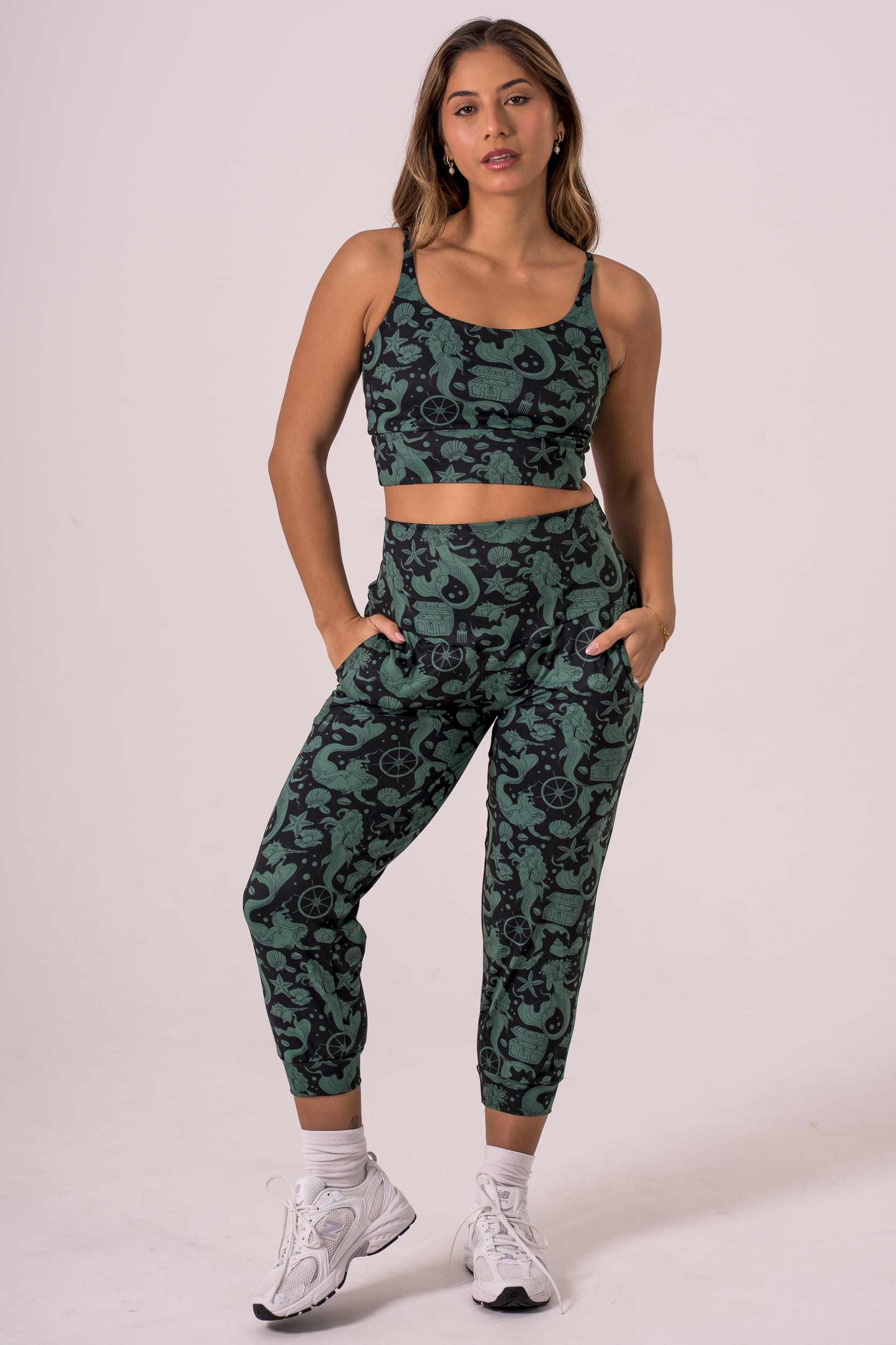Siren Luxe Capri Jogger