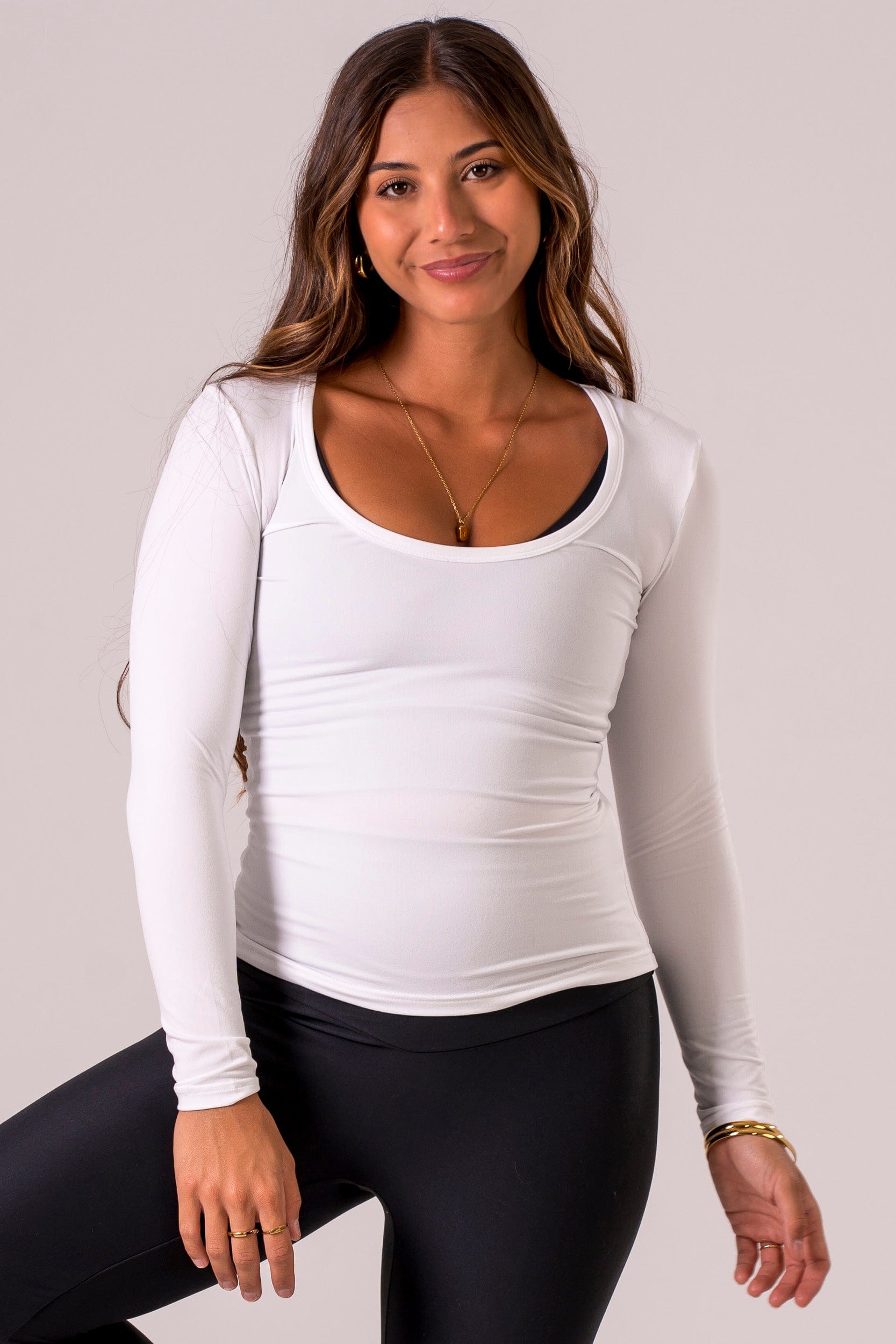 White Fitted Scoop Neck Long Sleeve Tee
