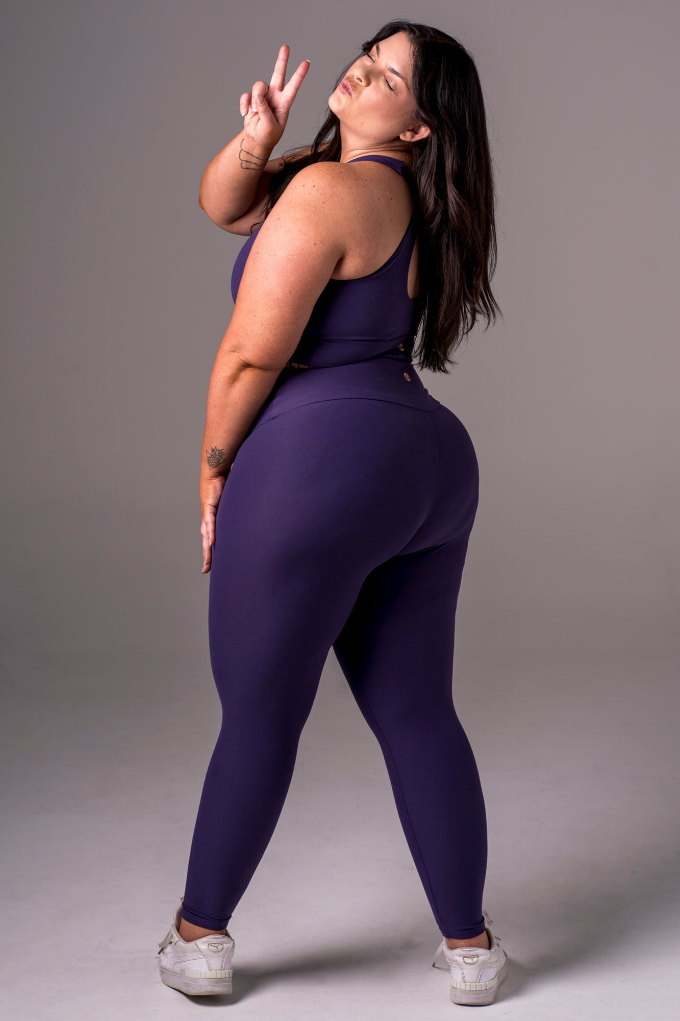 Amethyst Dynamic High Waisted Ankle Biter Leggings