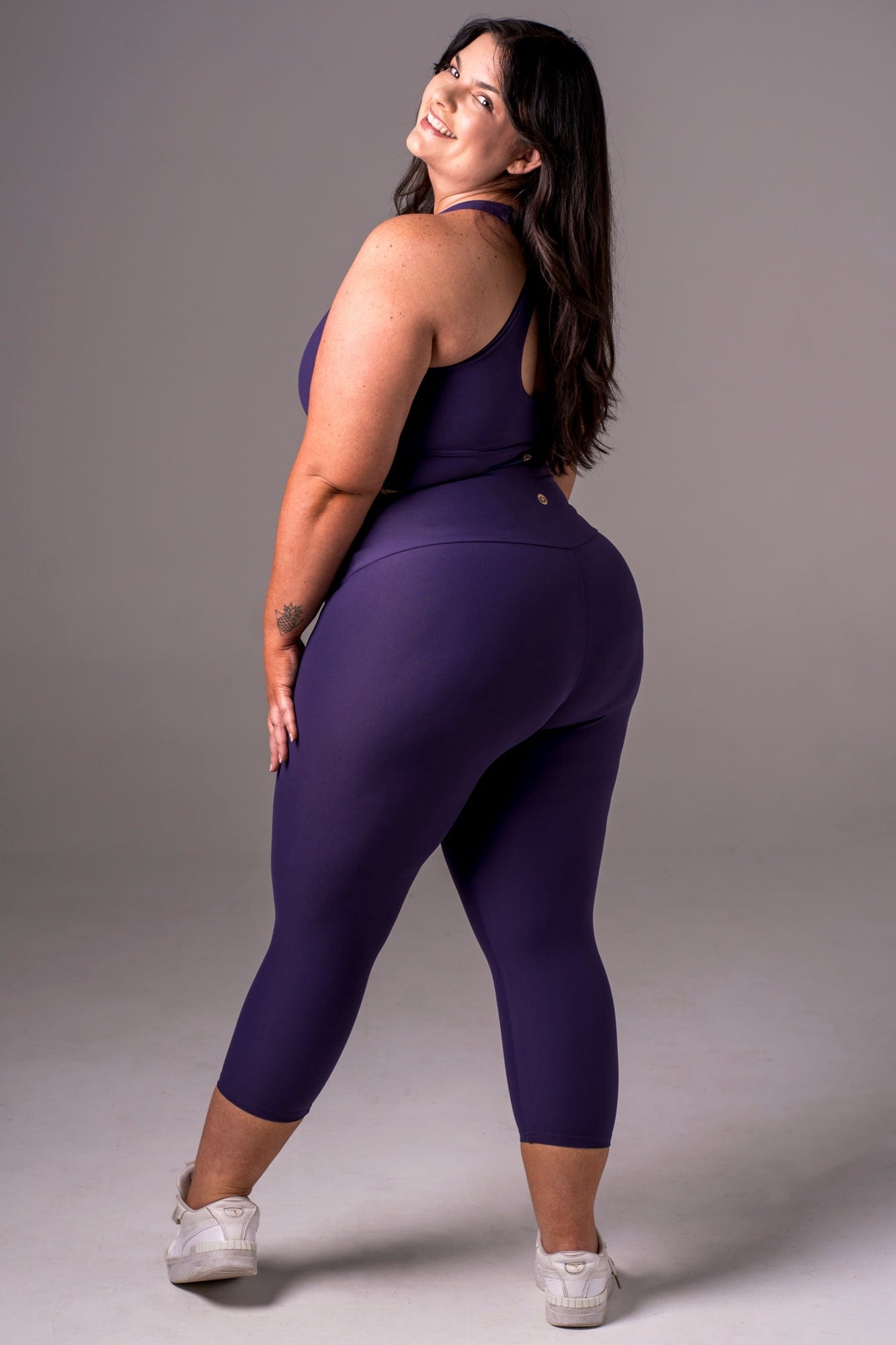 Amethyst Dynamic High Waisted Capri Leggings