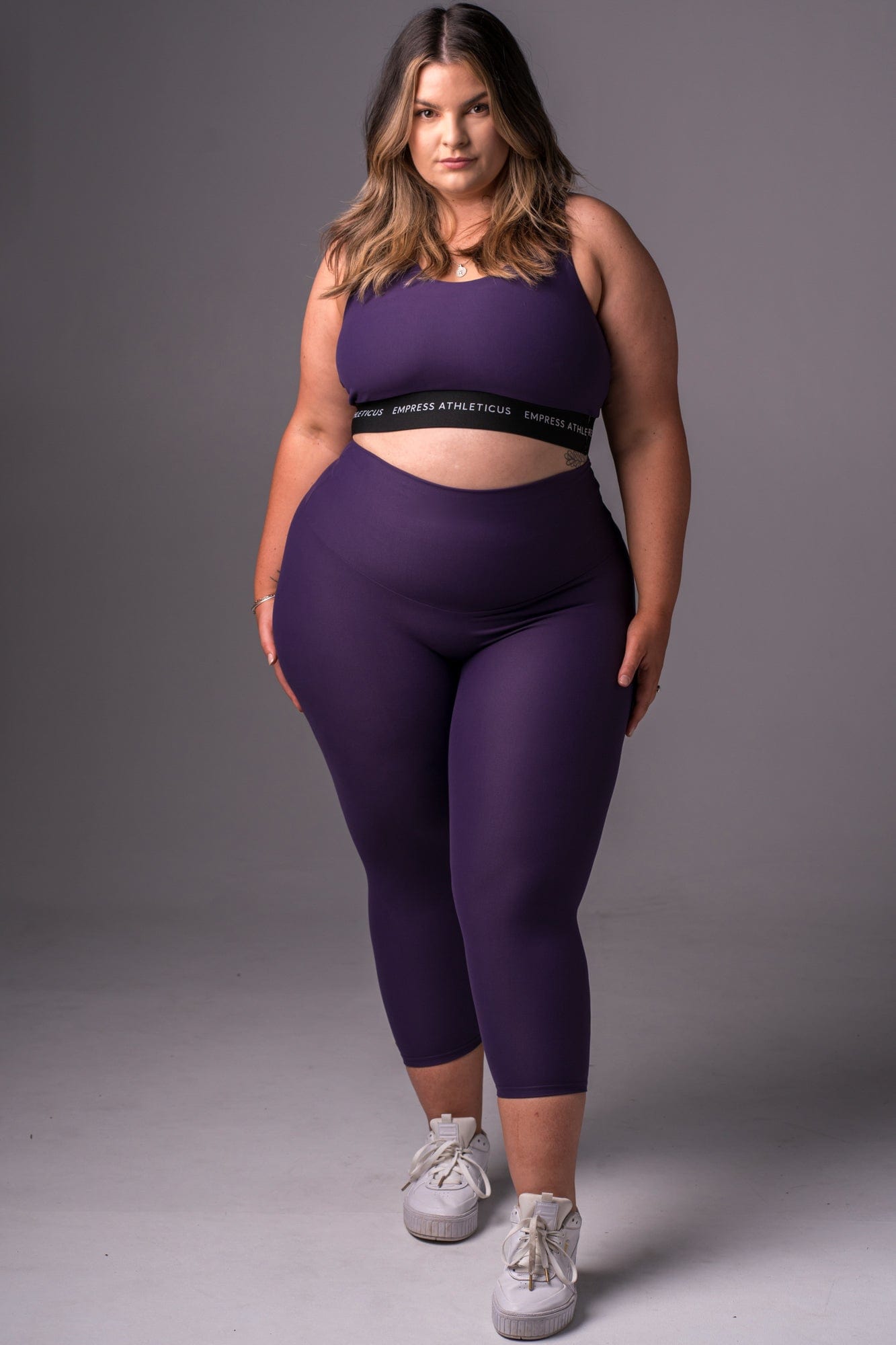 Amethyst Dynamic High Waisted Seamless Front Capri Leggings