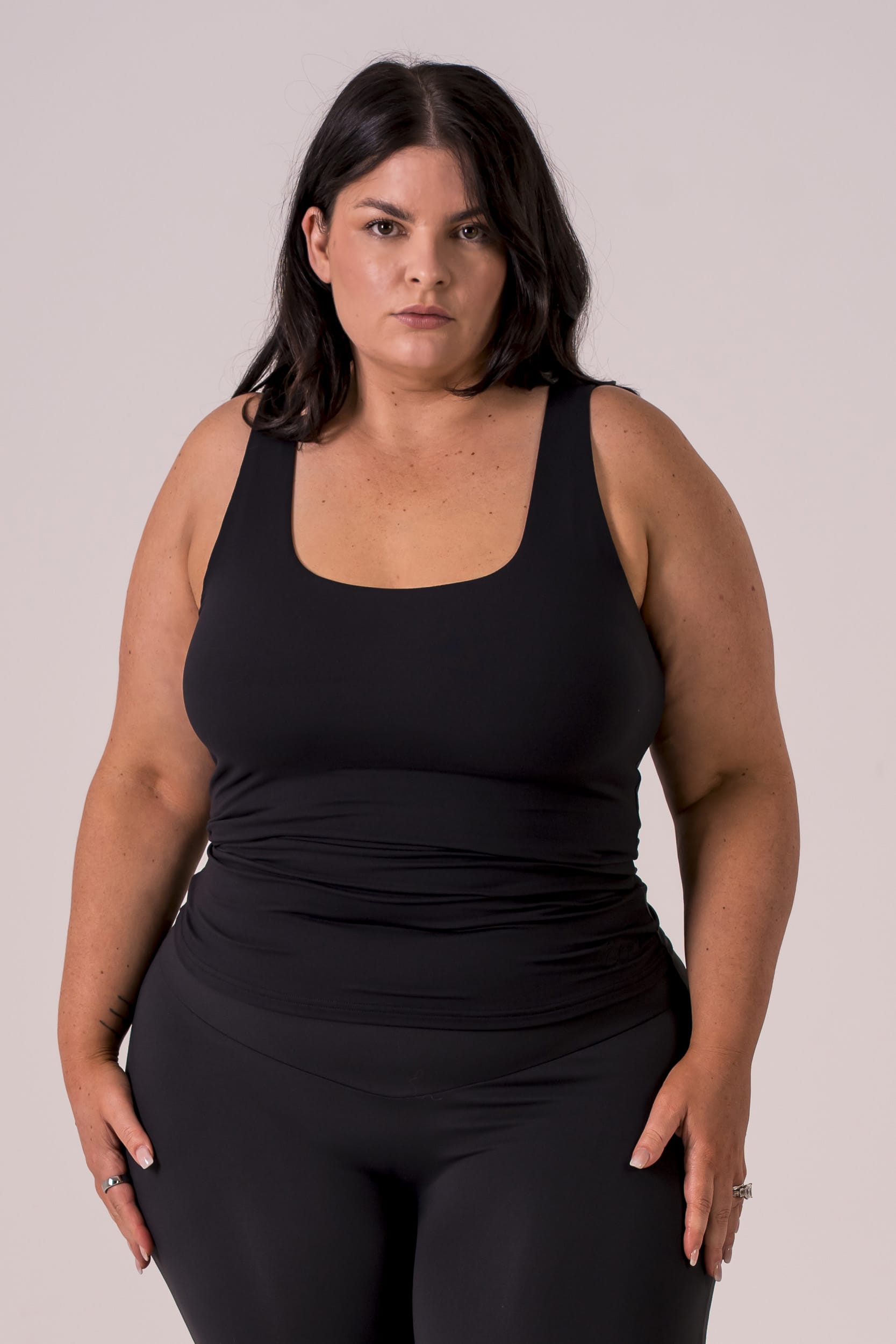 Black Built-In Reversible Tank