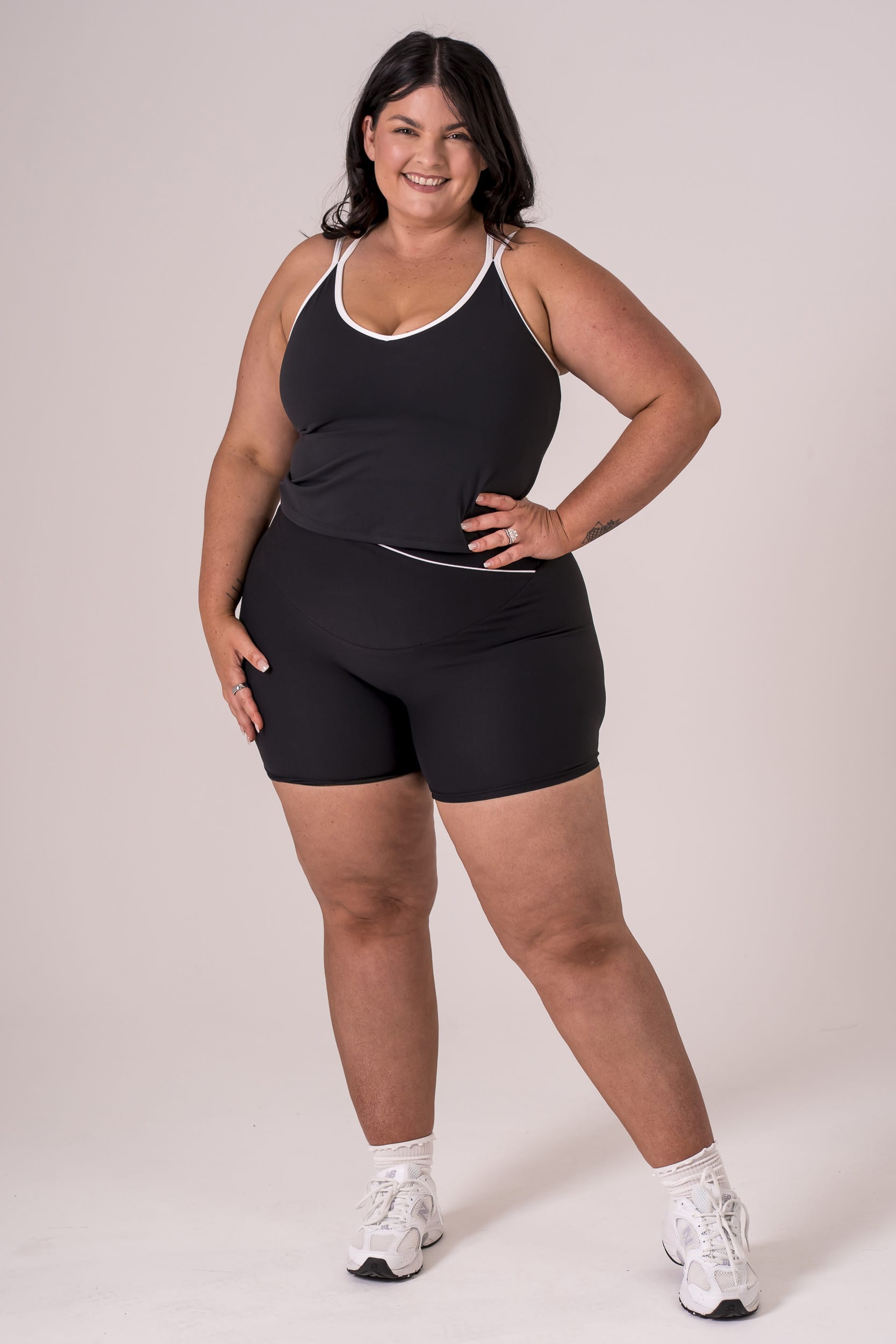 Black Duo Dynamic V Band 6" Shorts